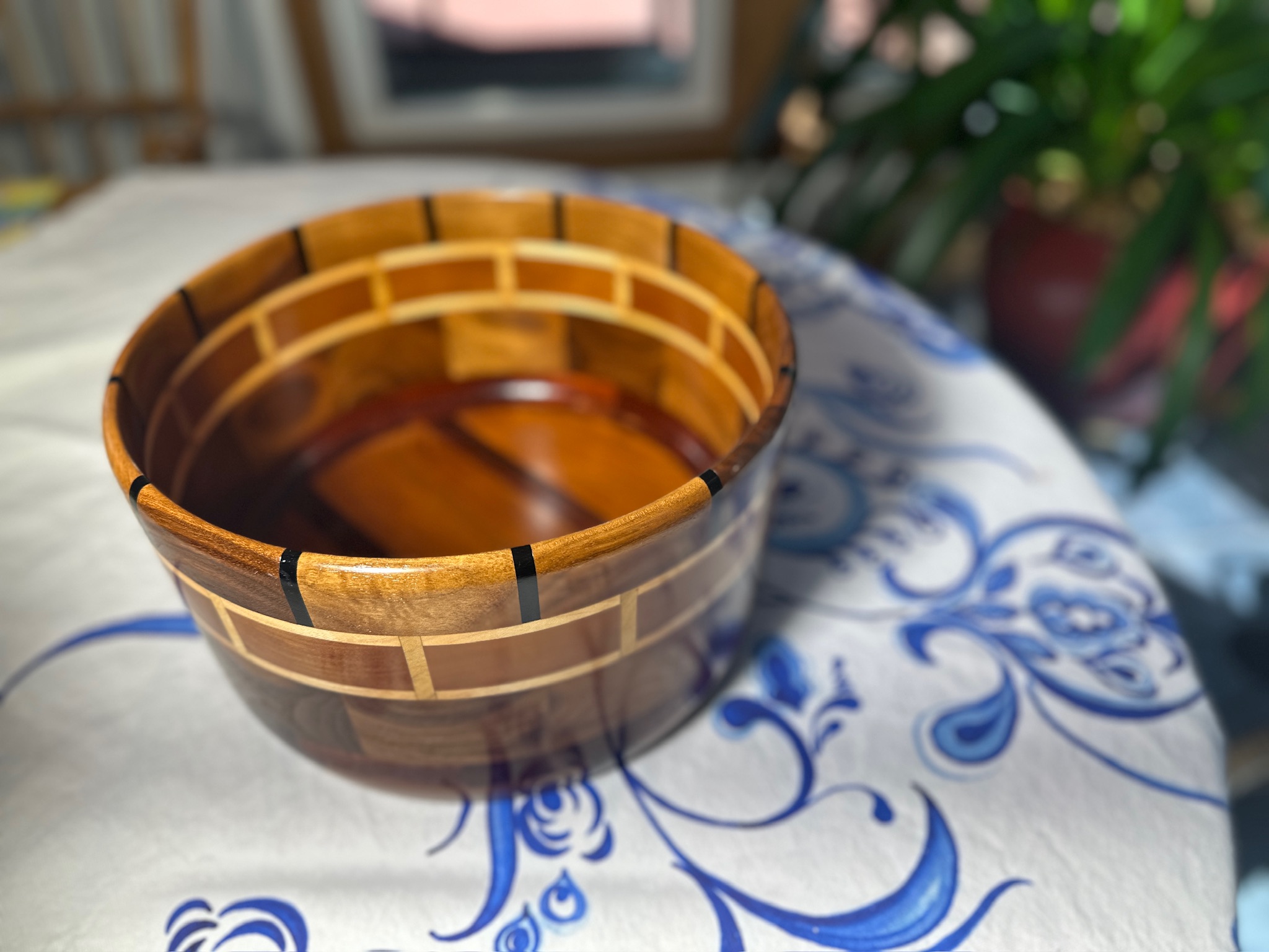 Large Salad Bowl Approx 11 1/2" diameter X 6 1/4 Tall