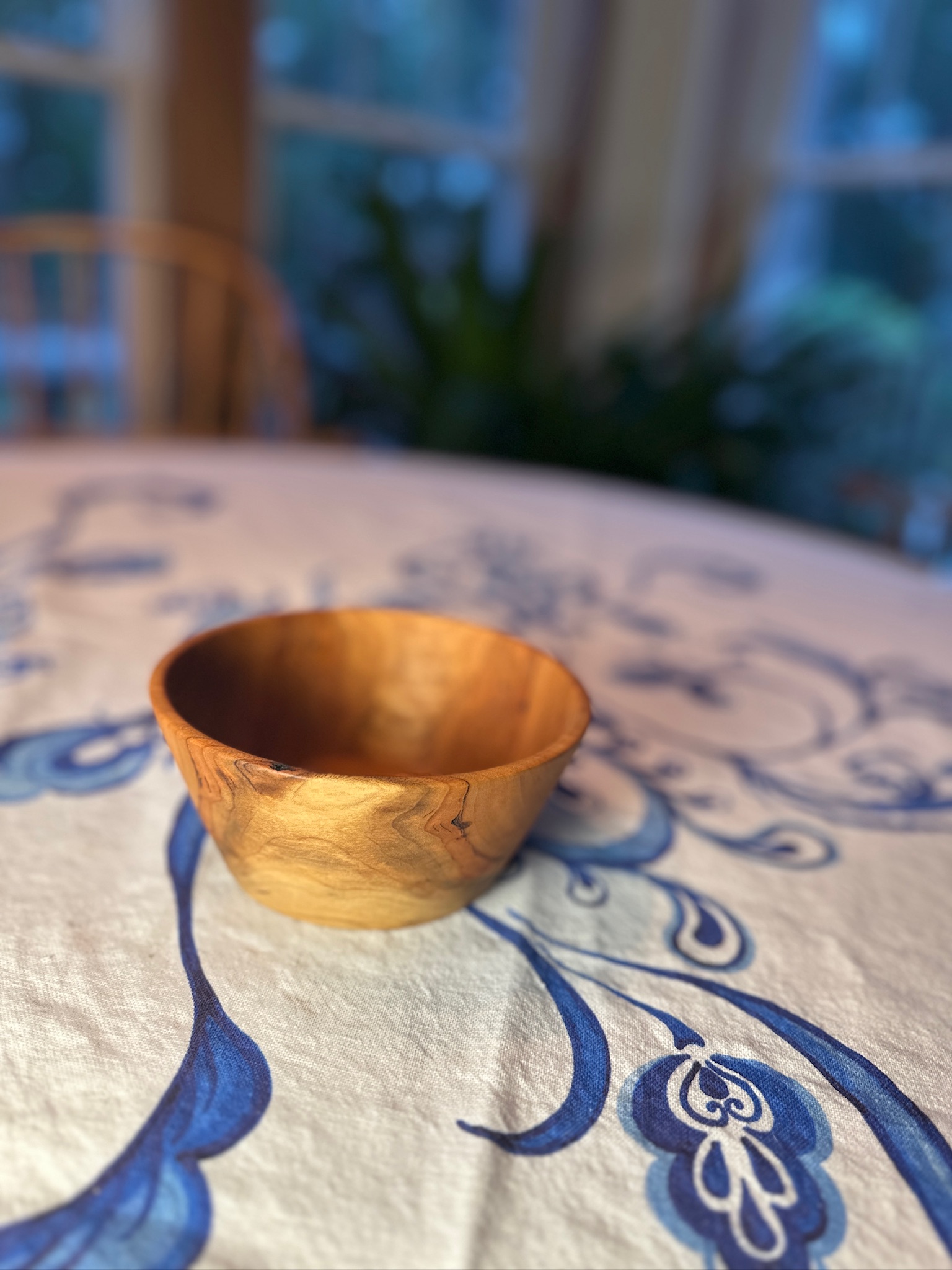 Maple Bowl Approx 5 1/2" diameter X 2 1/2" tall. 