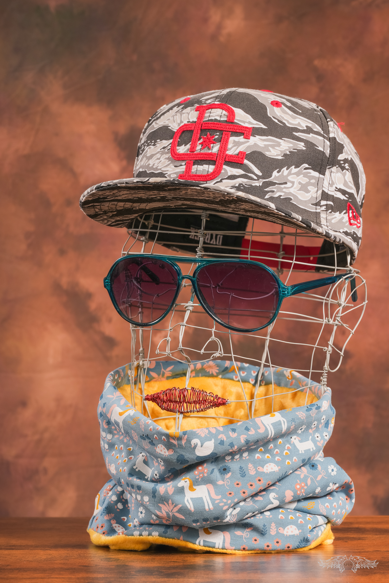 Snood femme motif "chevaux/cygnes/tortues/etc"