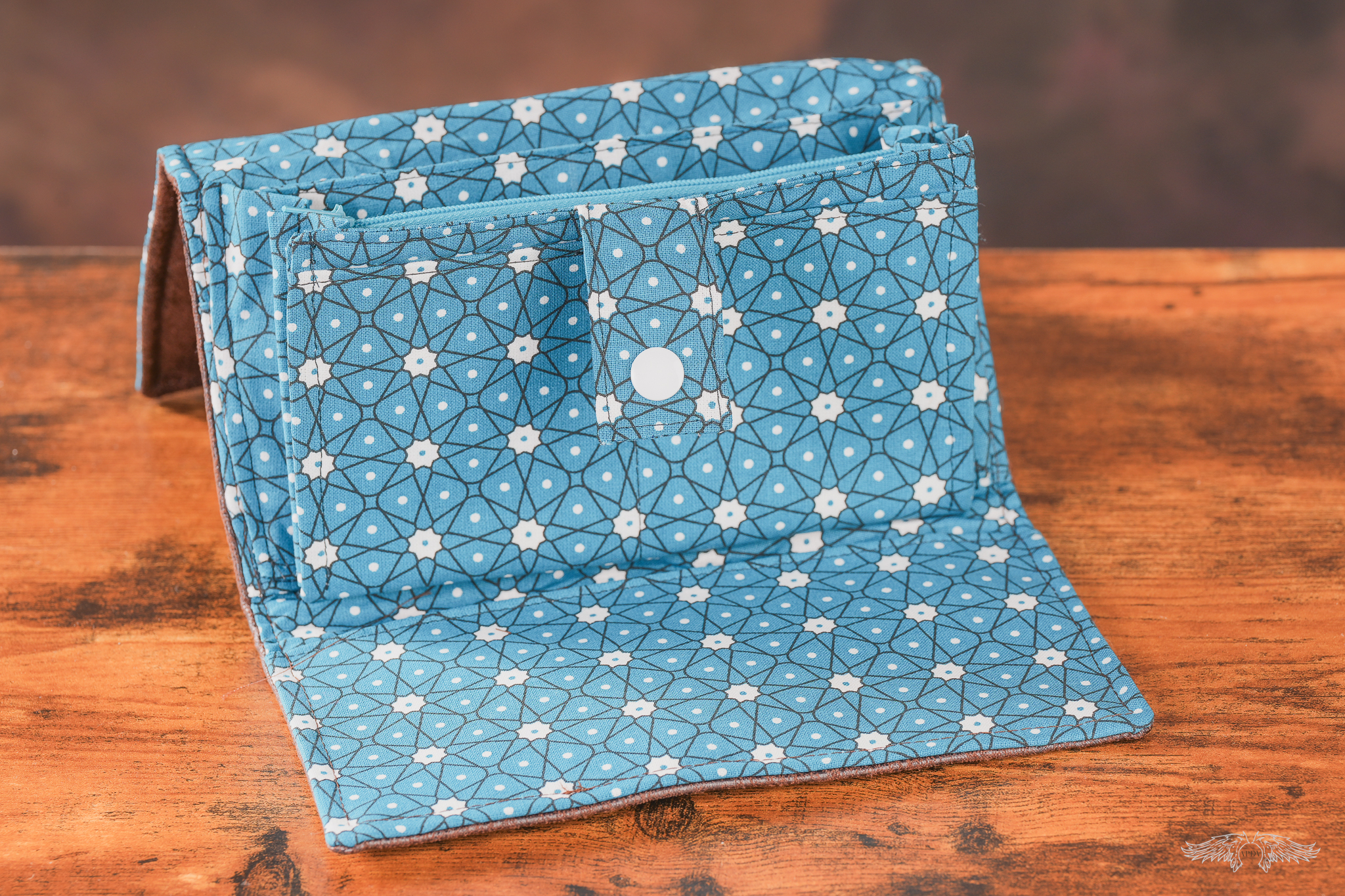 Compagnon turquoise motif "géométrie et fleurs"