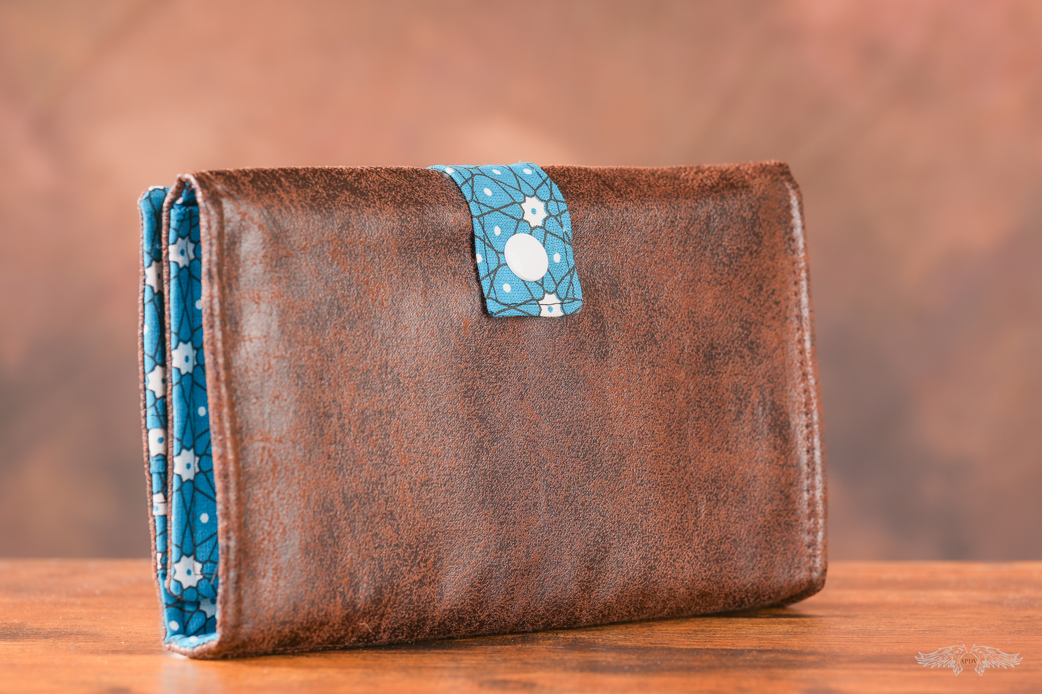 Compagnon turquoise motif "géométrie et fleurs"