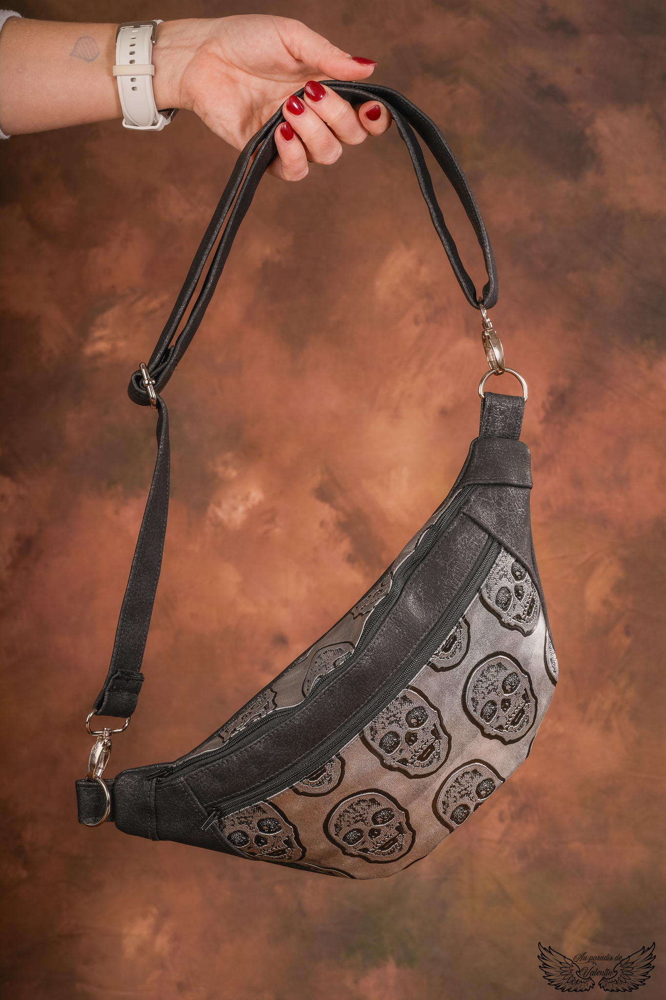 Sac banane mixte motif "têtes de mort"