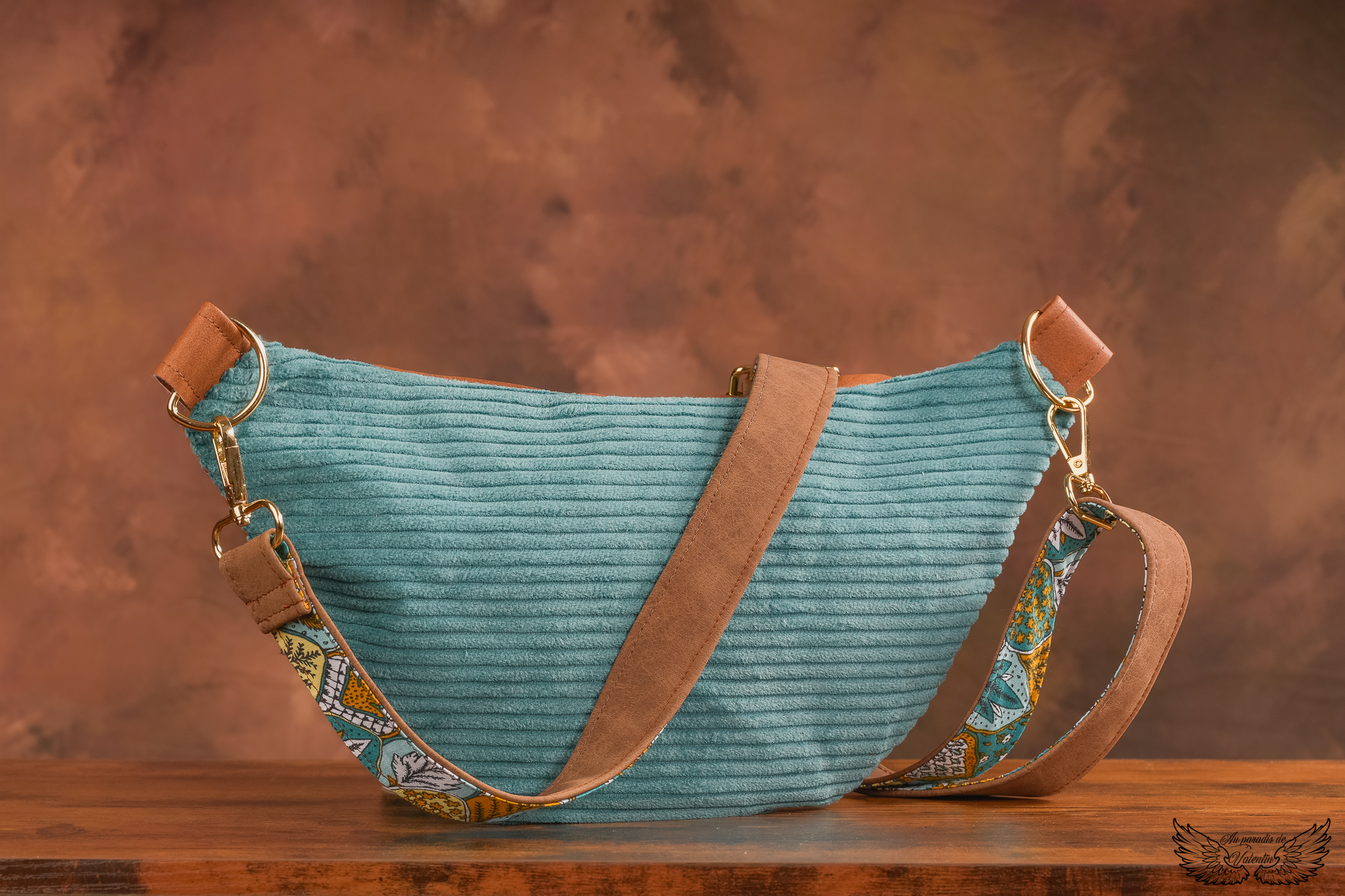 Sac banane motif "végétal bleu et ocre"