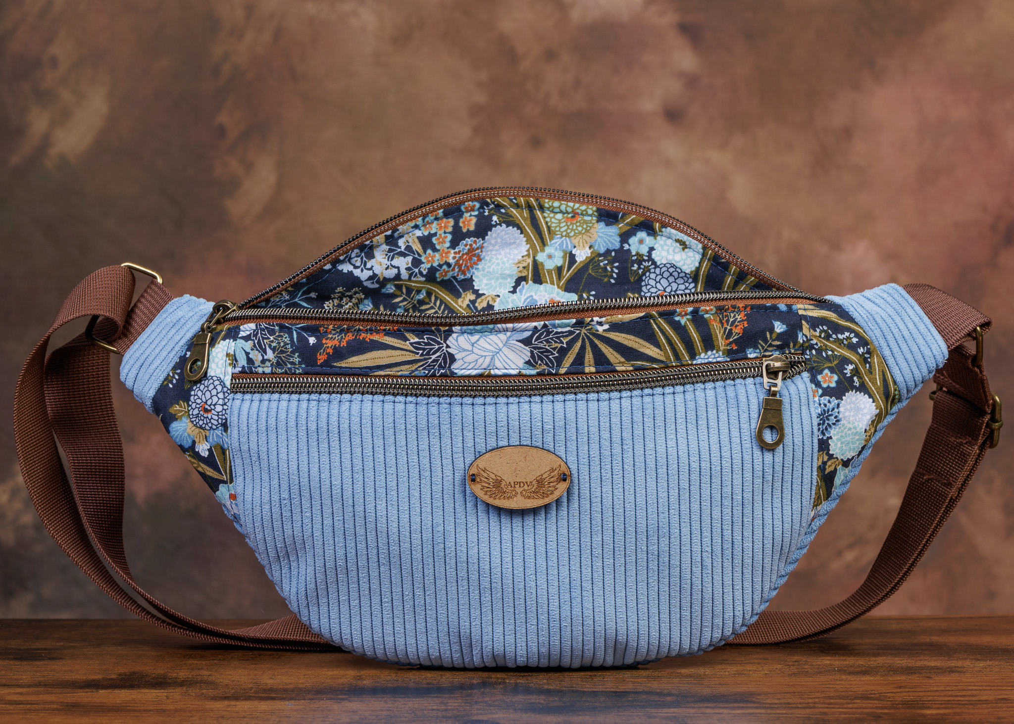 Sac banane velours bleu