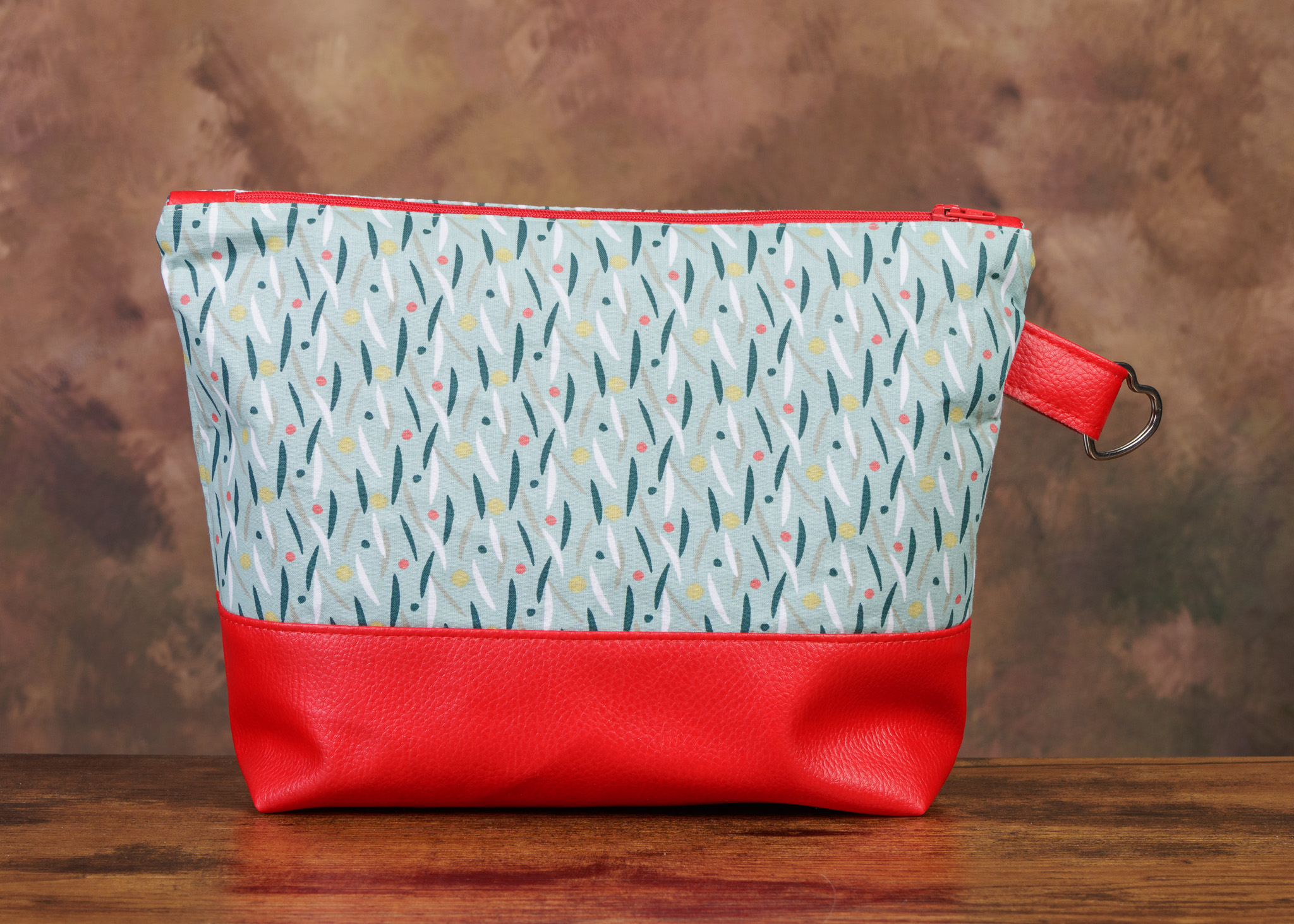 Trousse grand format herbe et points