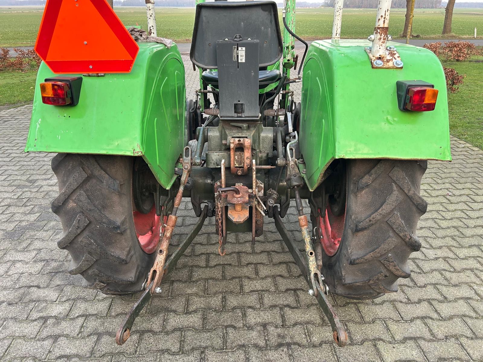 Deutz D4506 met voorlader