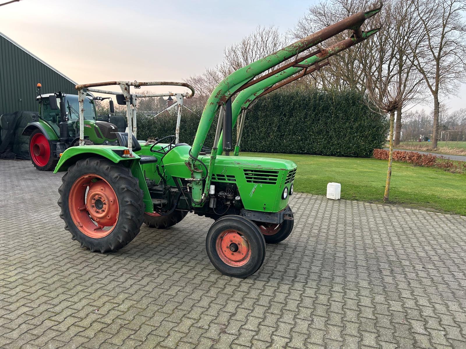 Deutz D4506 met voorlader