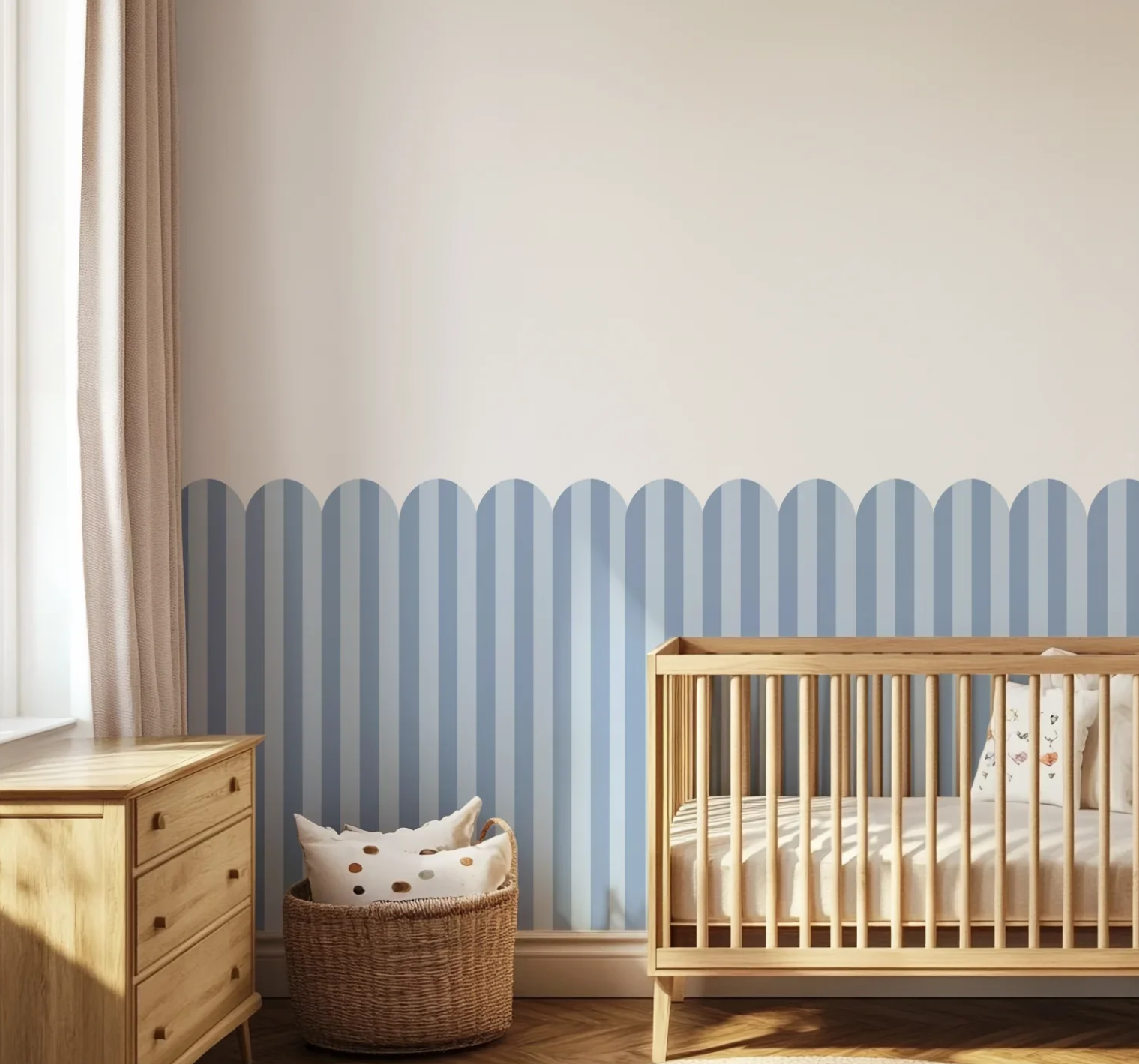 Scalloped Striped Wall decal | ملصق جداري بحواف متموجة 