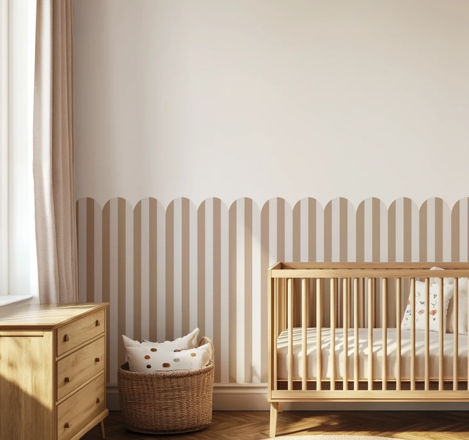 Scalloped Striped Wall decal | ملصق جداري بحواف متموجة 