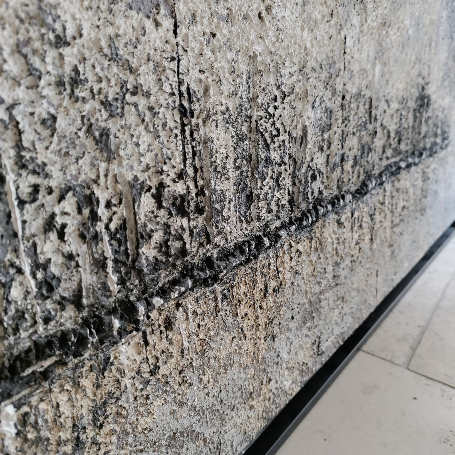 Pascal Barat (né en 1955). Technique mixte sur papier marouflé sur toile. 92 x 65 cm. 