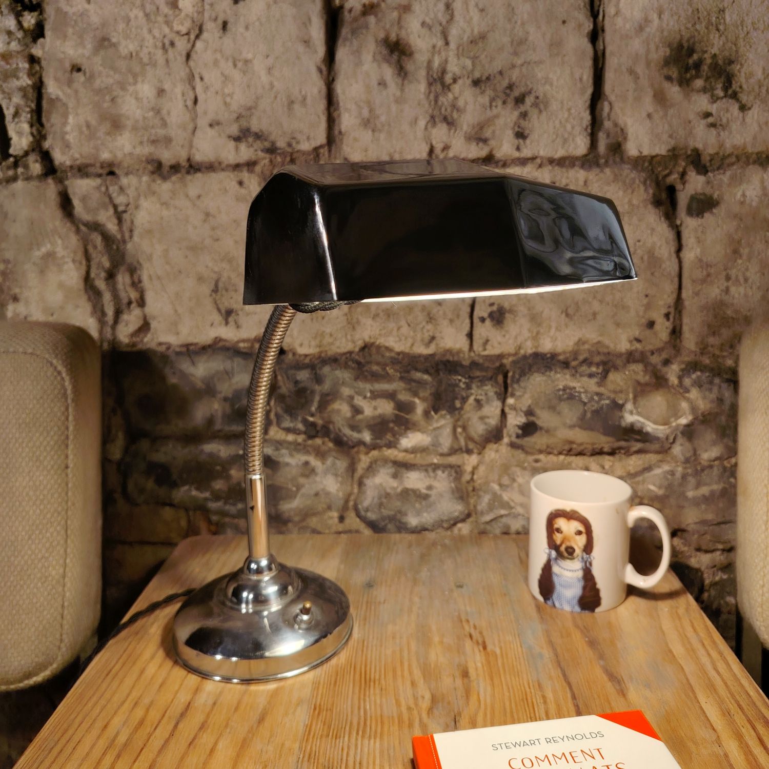 Lampe de bureau — Chrome géométrique