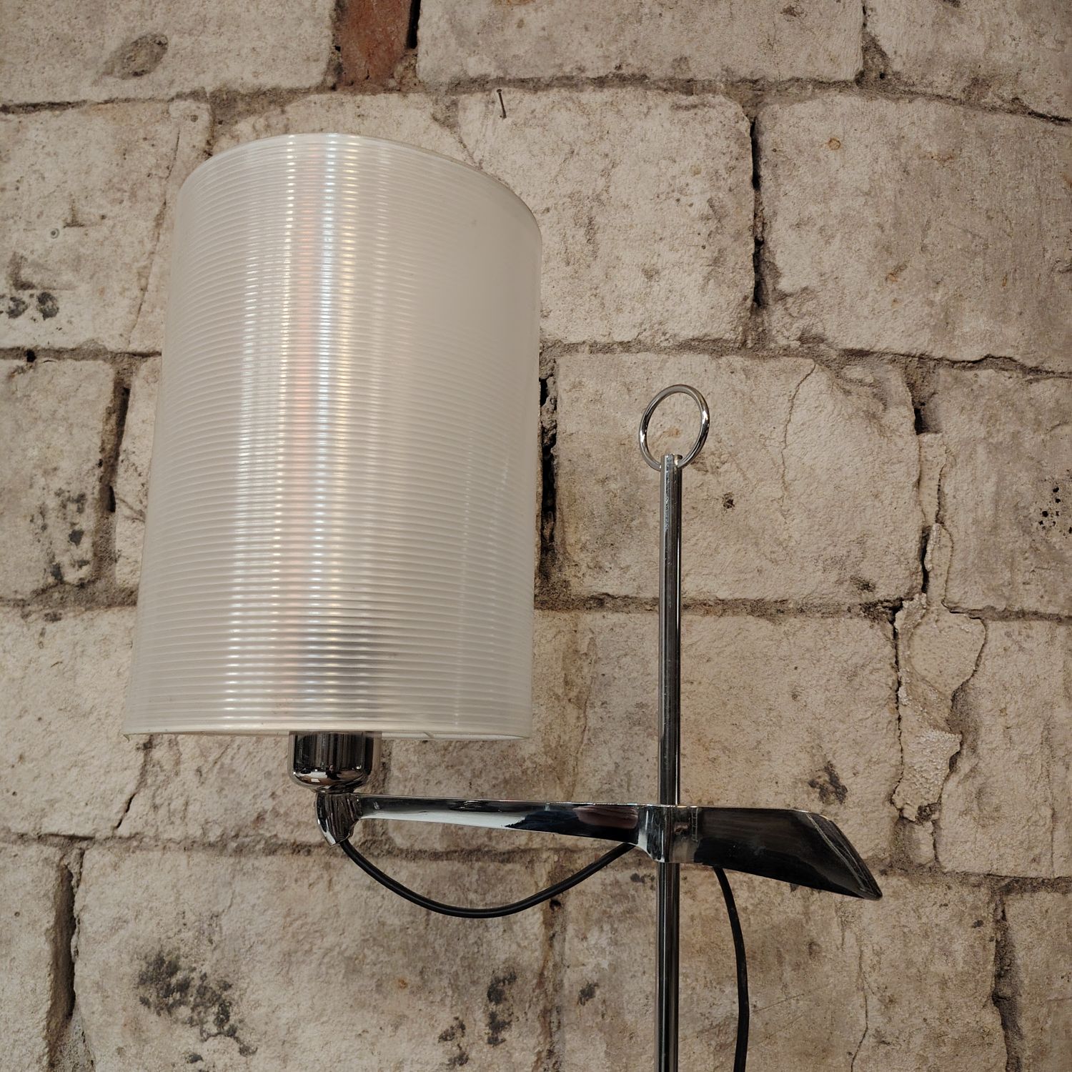 Lampadaire inox & teck. Joan Augé pour Taller Uno, modèle Kay M, années 90.Espagne. 