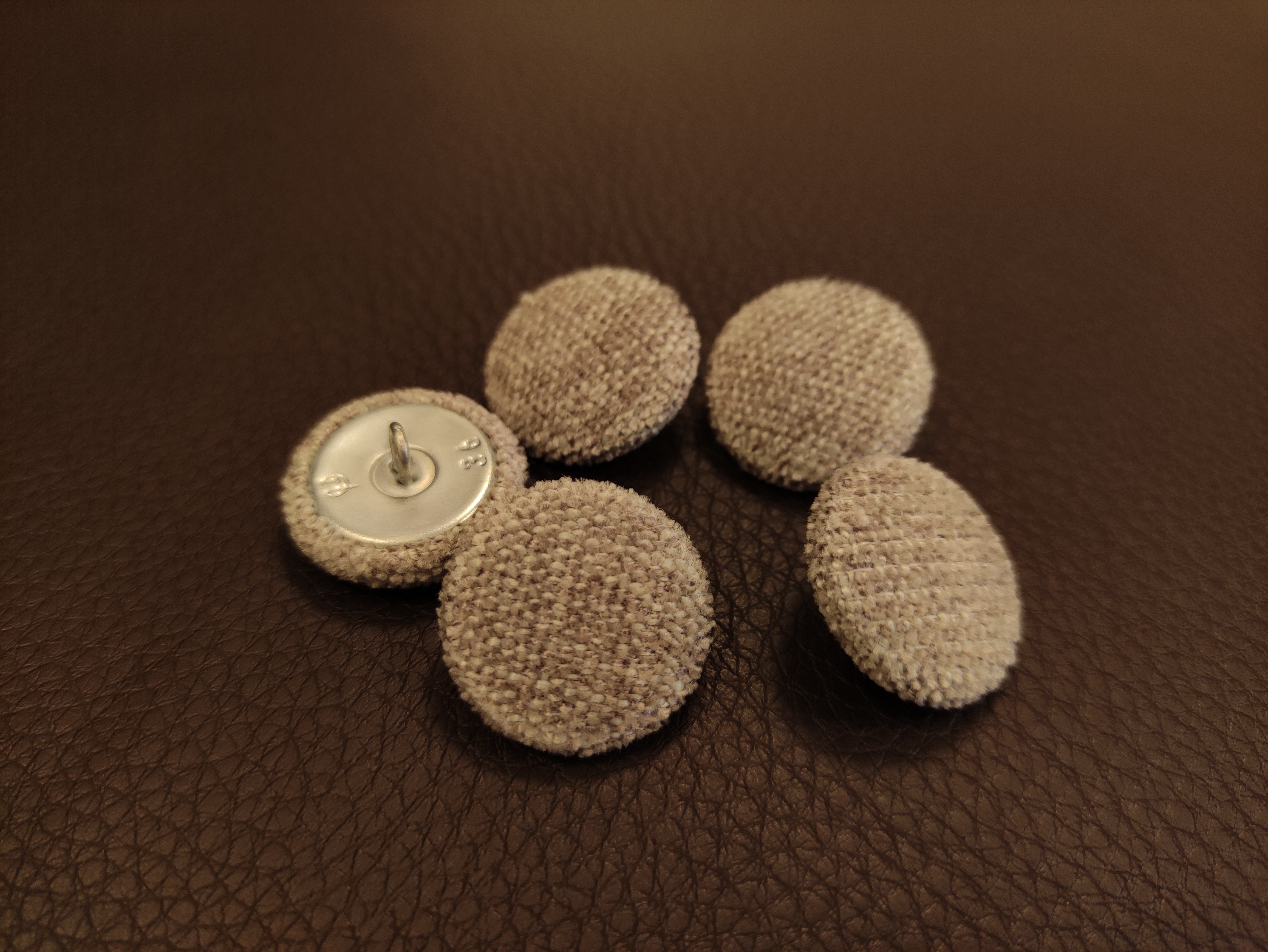 Baldiniu audiniu aptrauktos sagos '' Citrus '' Nr.83