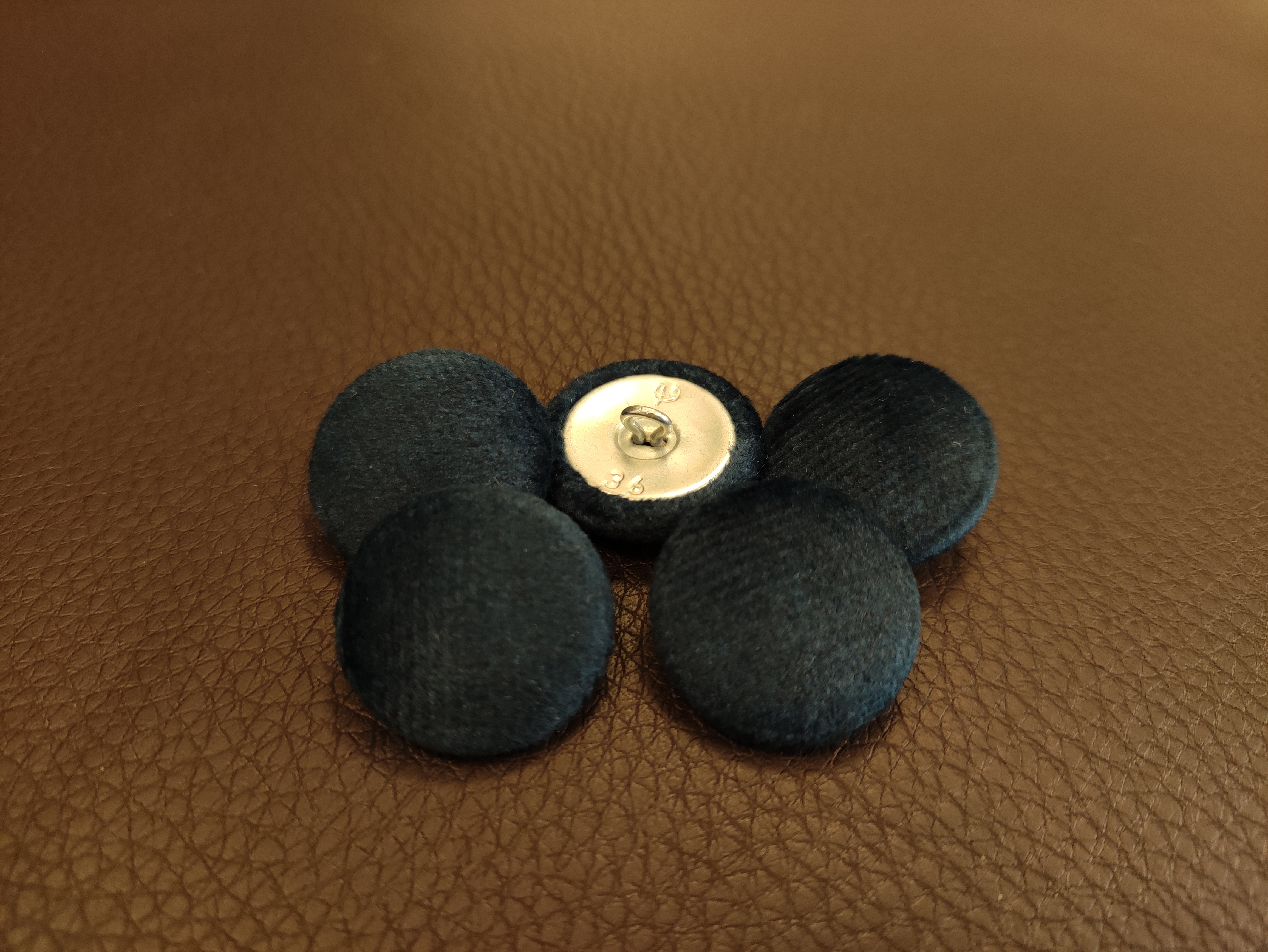 Baldiniu audiniu aptrauktos sagos '' Mono '' Nr.77