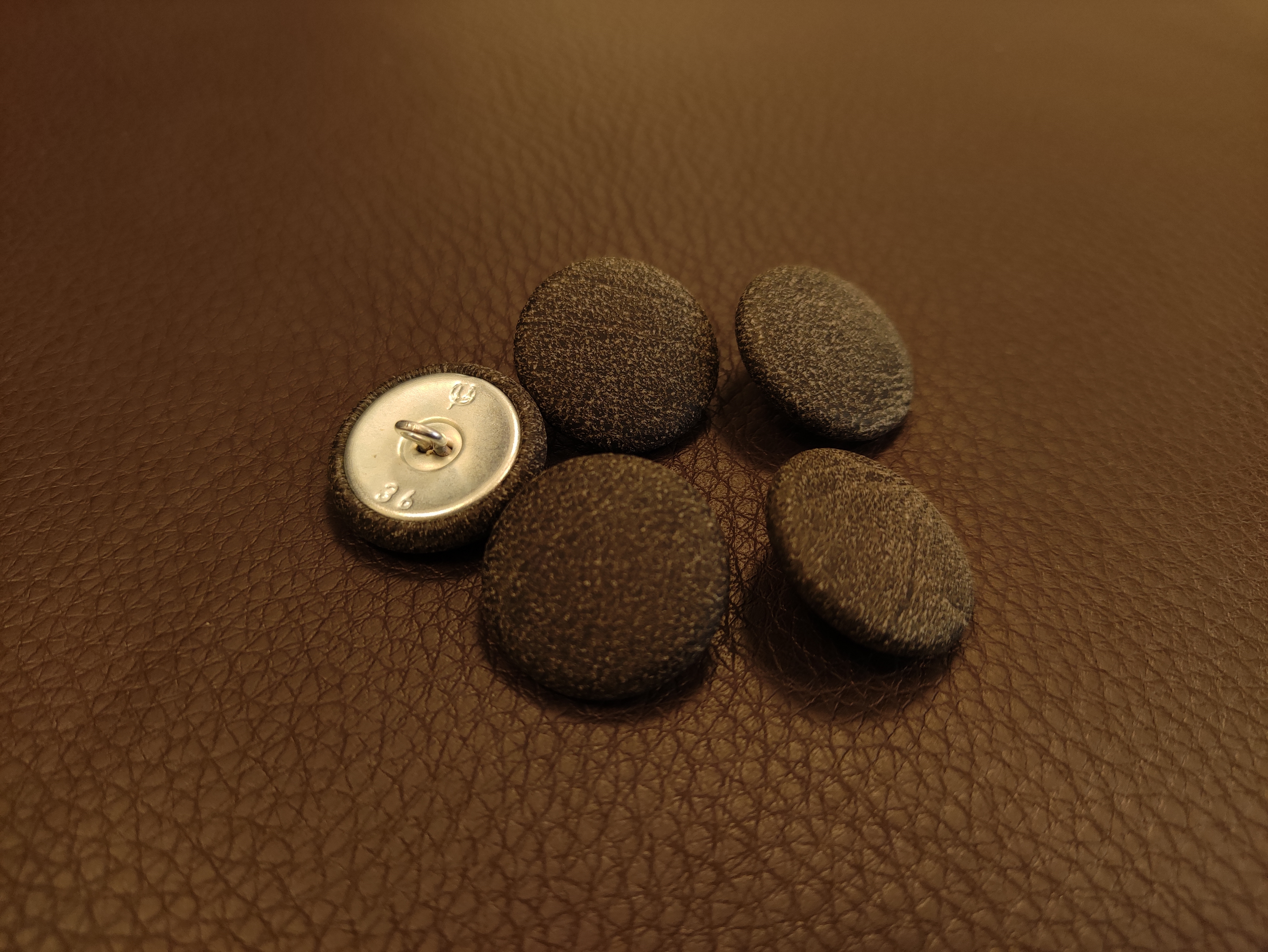 Baldiniu audiniu aptrauktos sagos '' Tower '' Nr.99