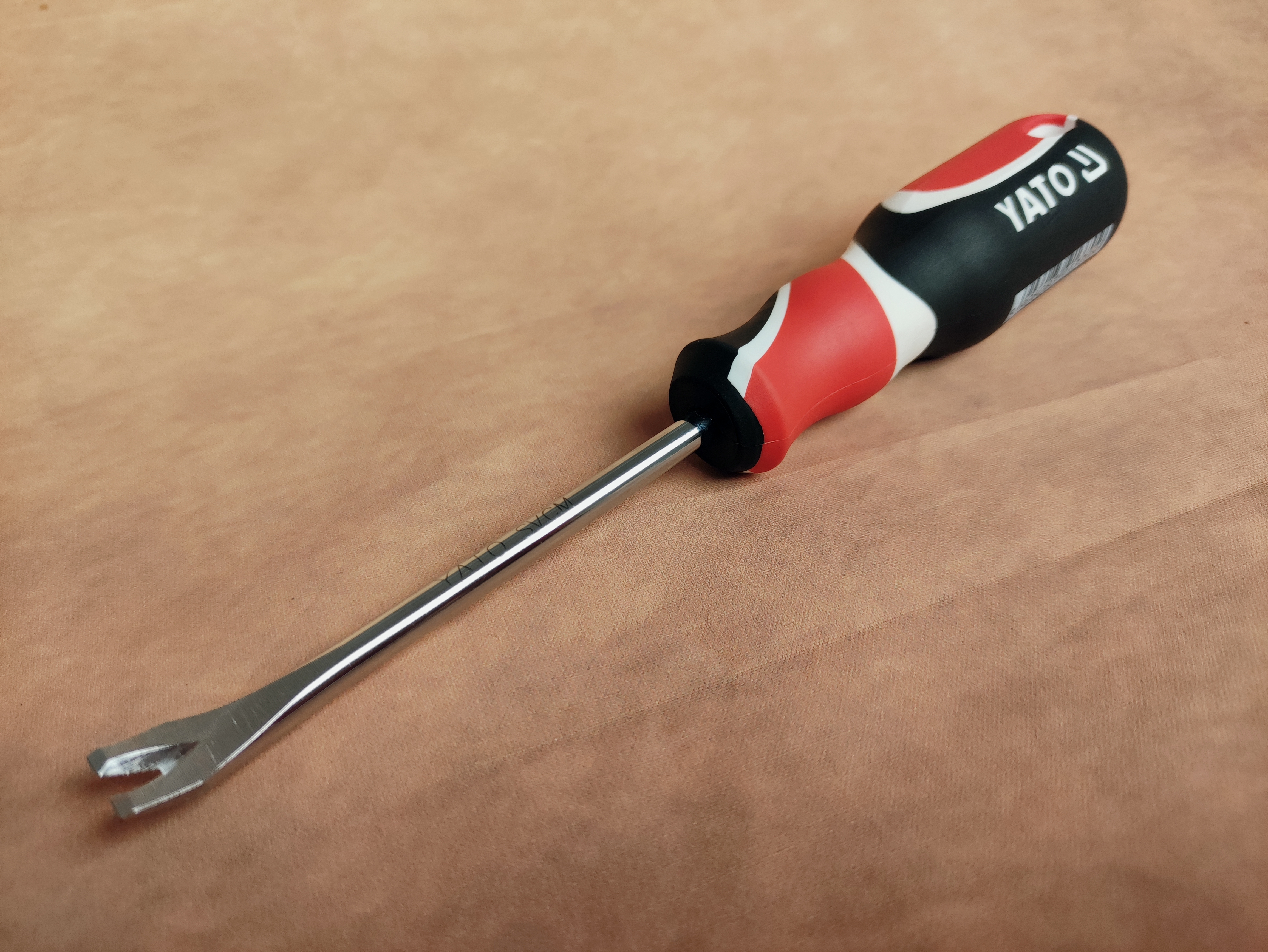 Kabių ištraukėjas YATO