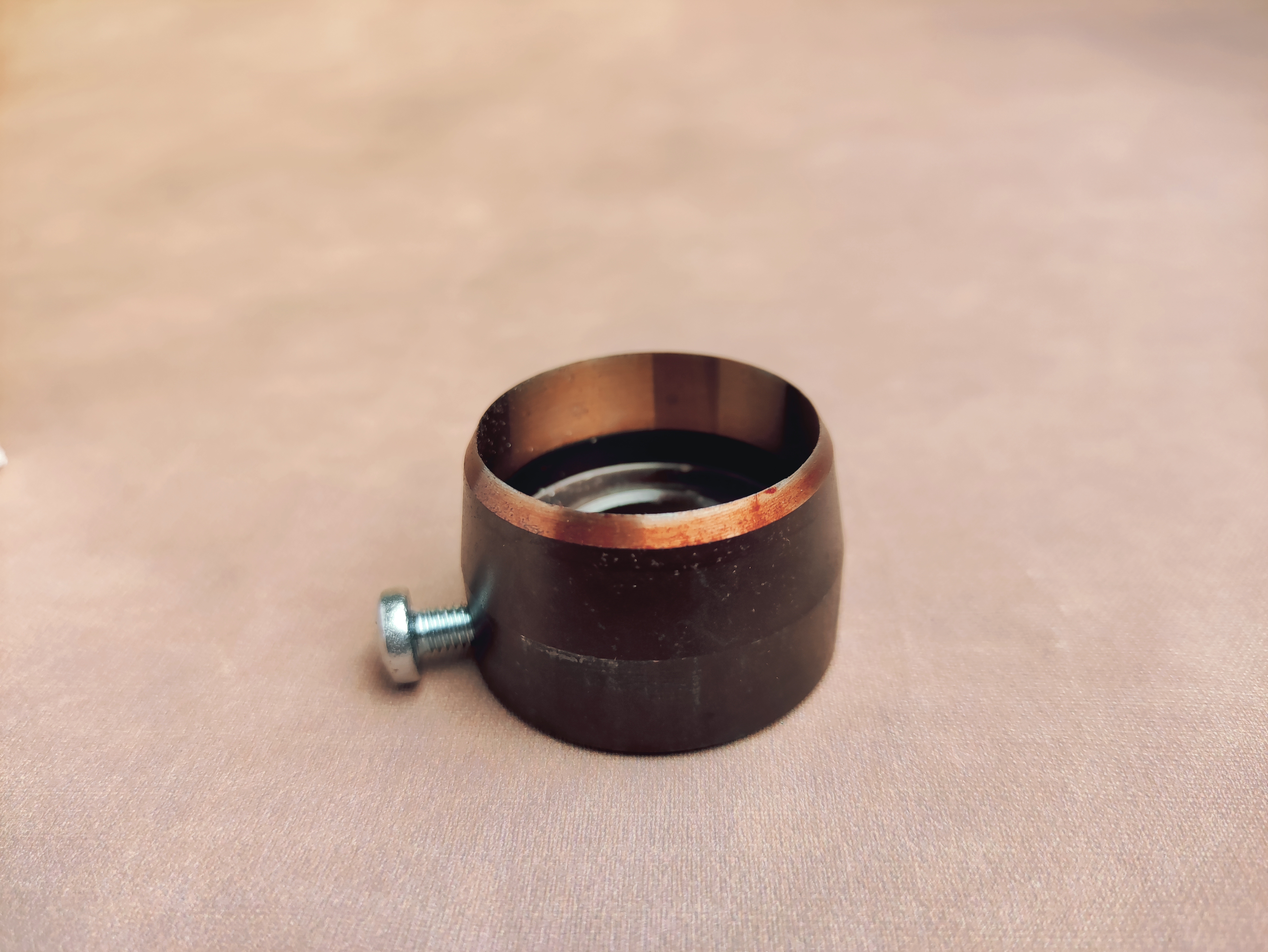 Medžiagos kirtiklis 32" dydžio (19,2 mm) sagoms aptraukti