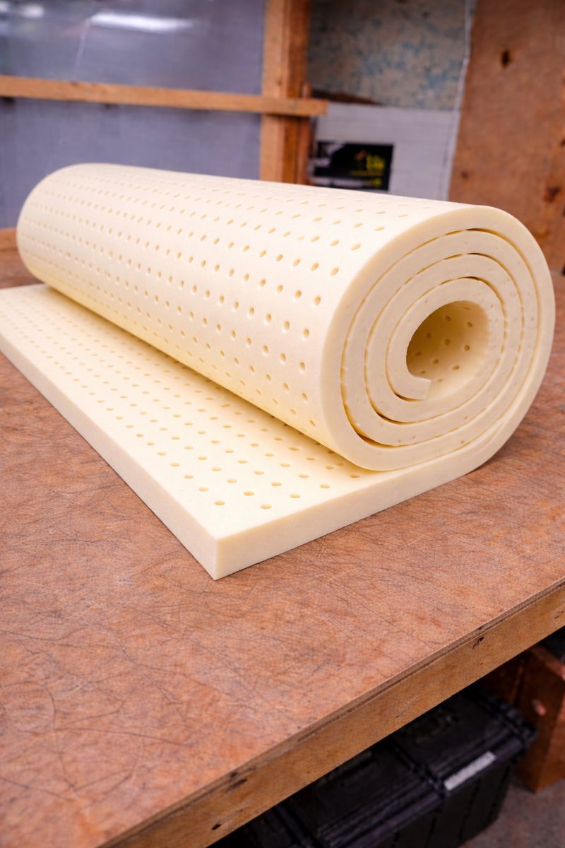 Lateksas 30mm storio 900mm x 2000mm