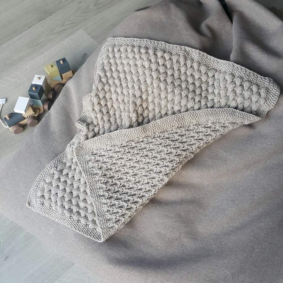 Pledukas kūdikiui, šviesiai rudas