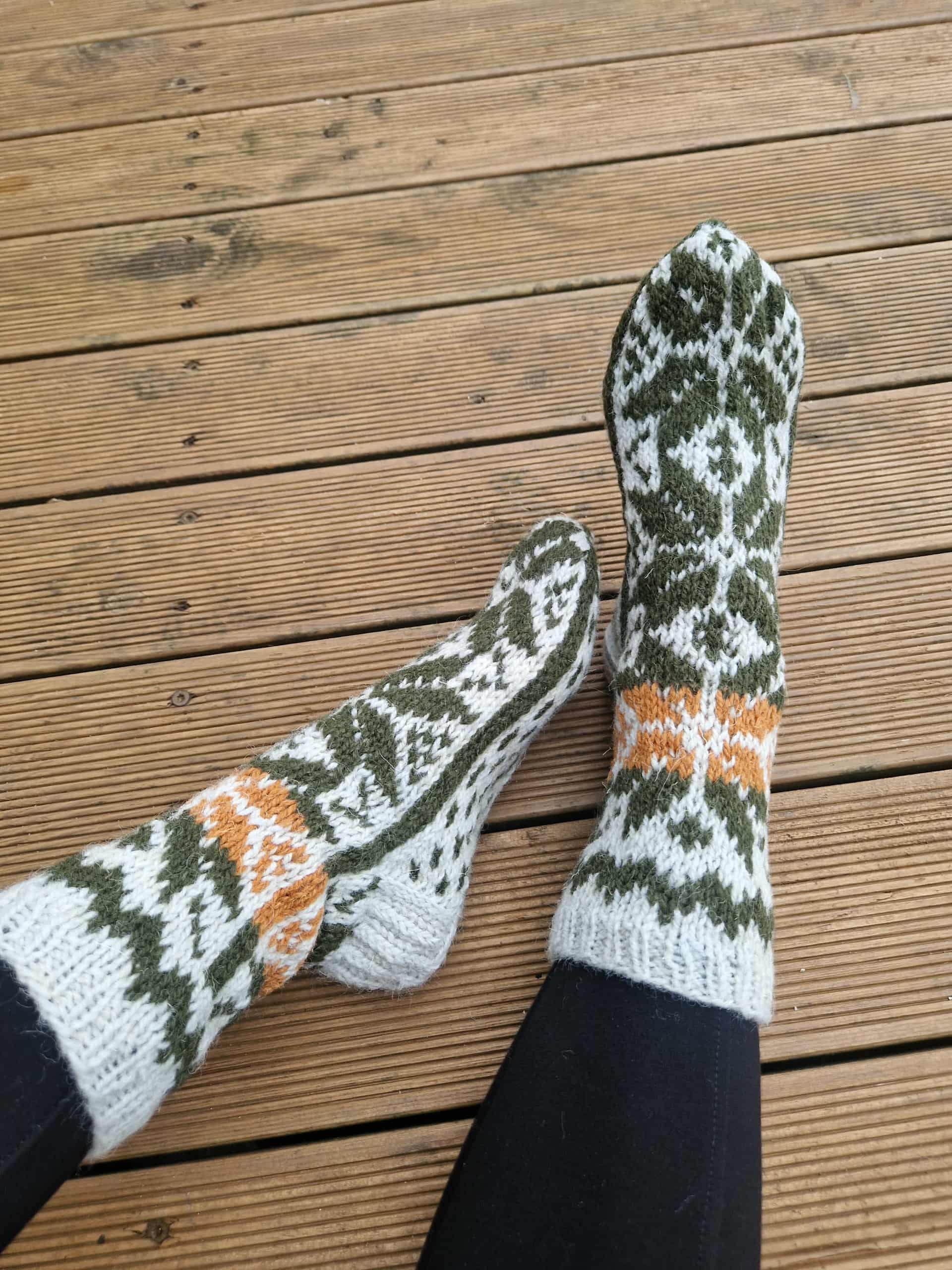 39-42 dydis, megztos kojinės