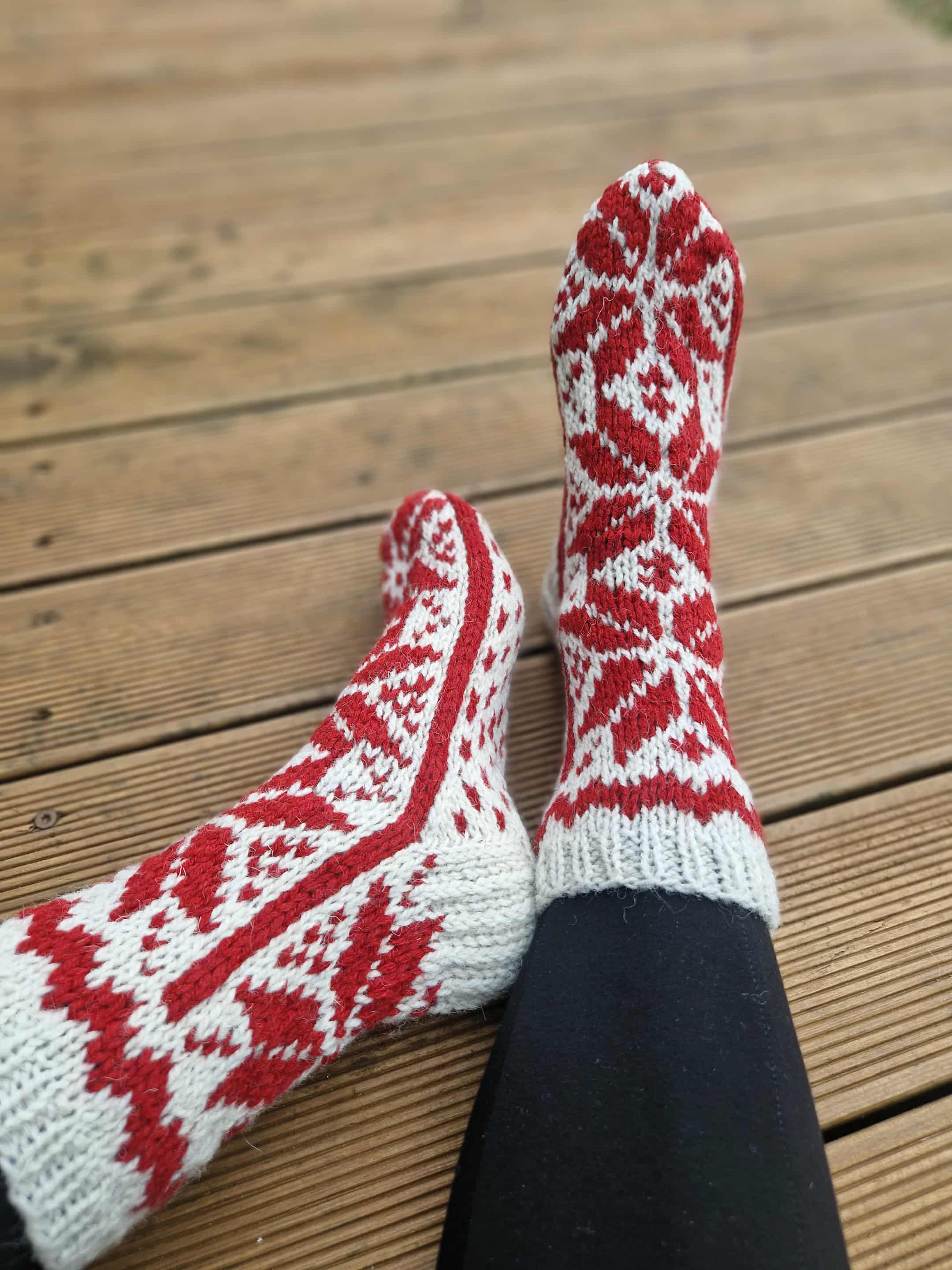 39-42 dydis, megztos kojinės