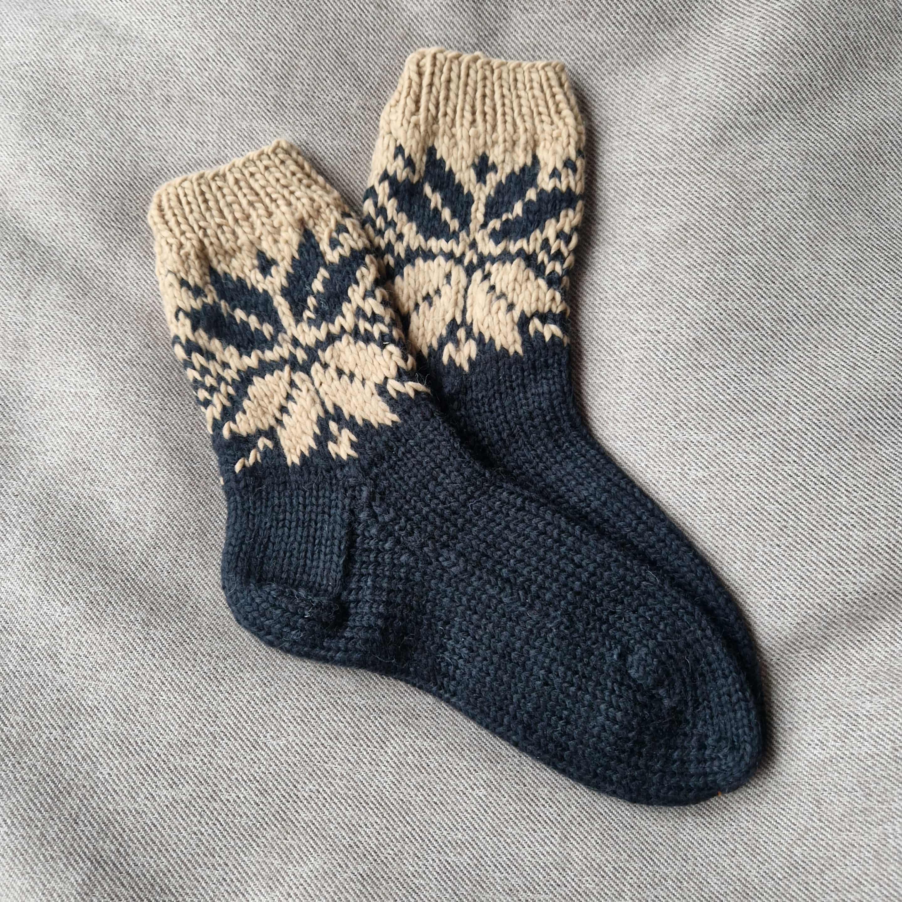 41-43 dydis, megztos kojinės