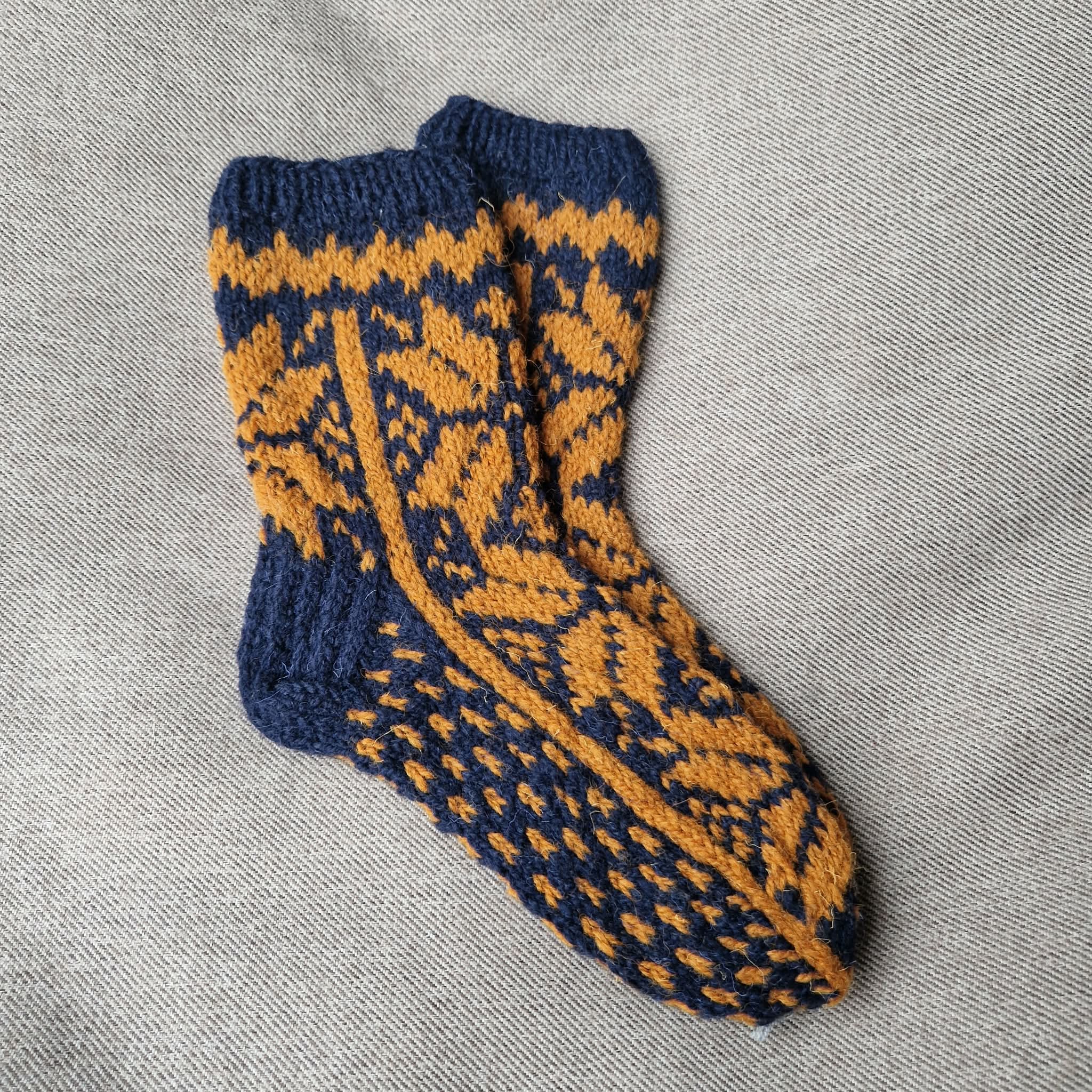 40-42 dydis, megztos kojinės