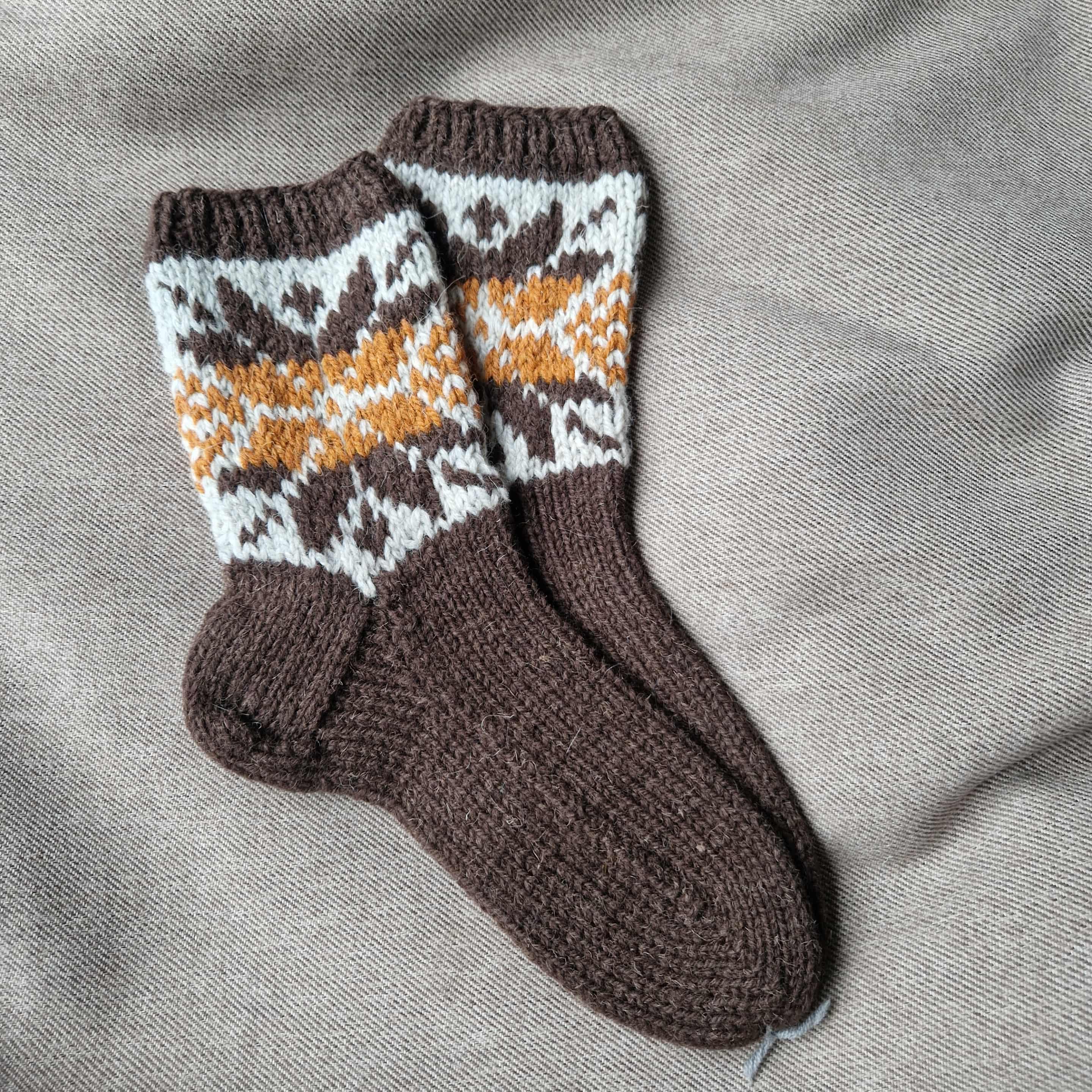 43-45 dydis, megztos kojinės