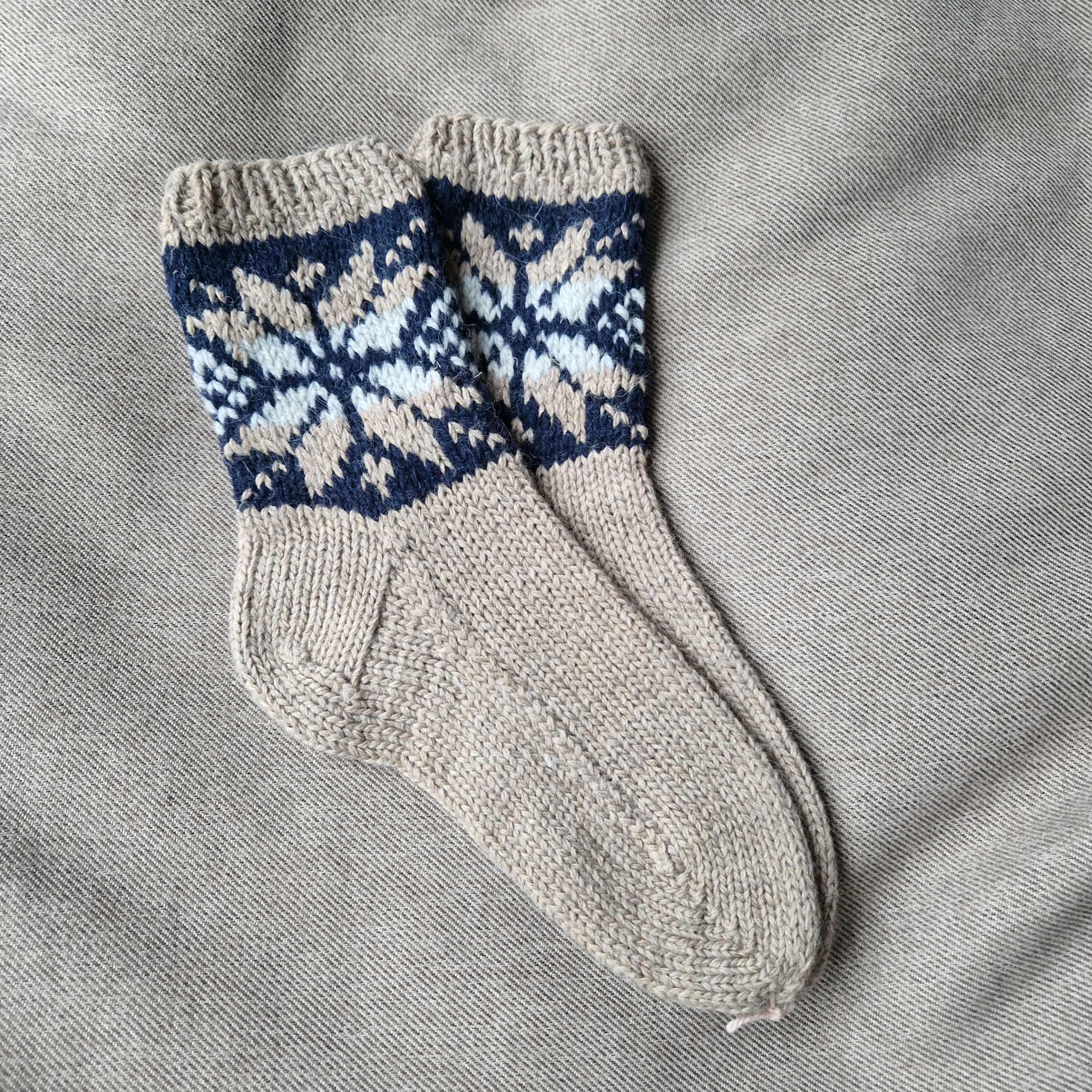 41-43 dydis, megztos kojinės