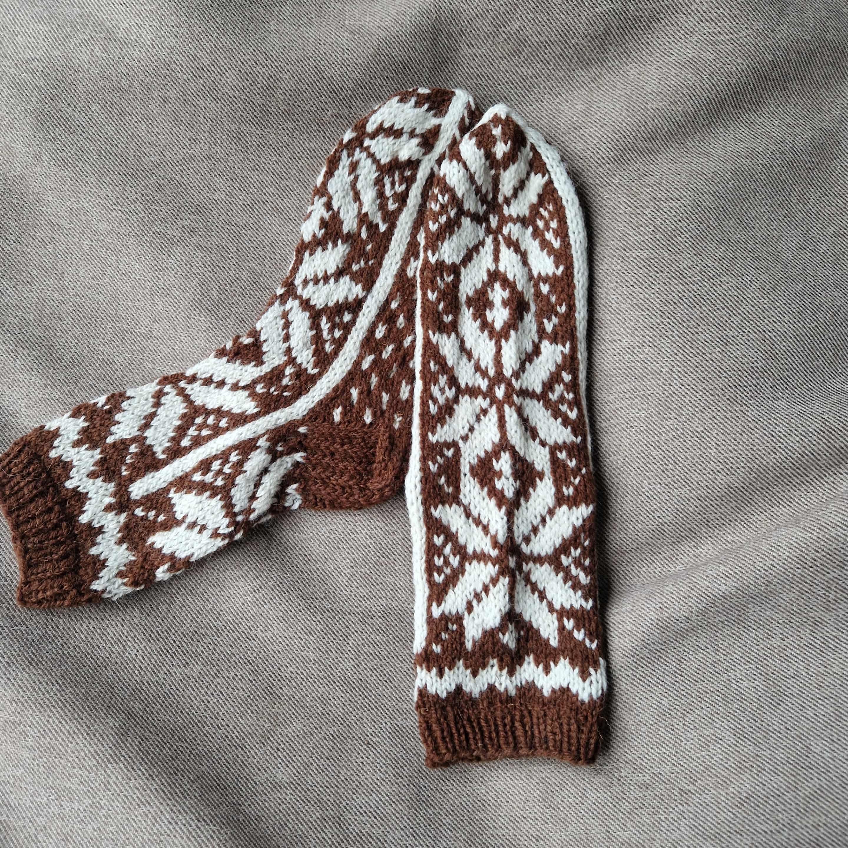 41-43 dydis, megztos kojinės