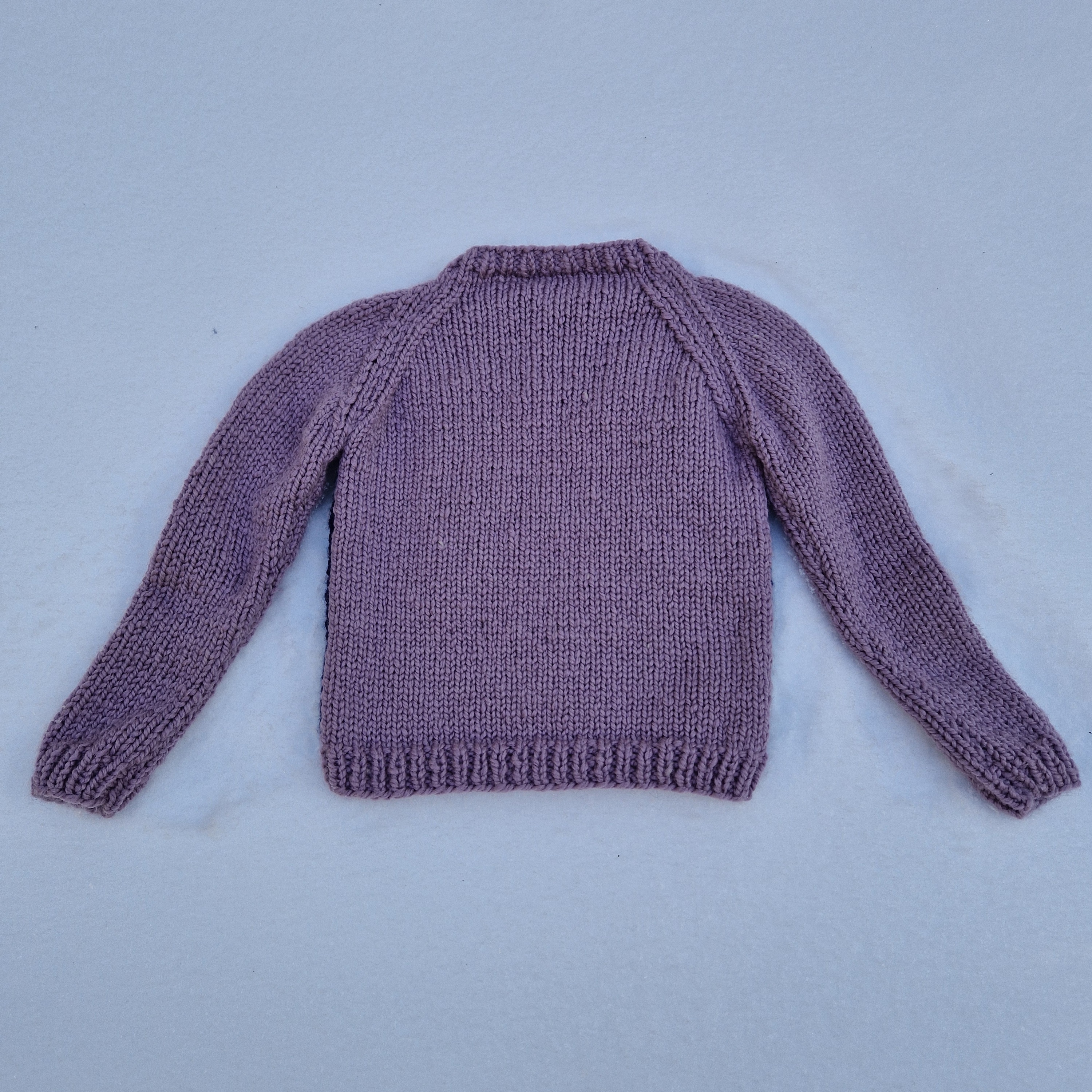 Žemaitė, megztinis