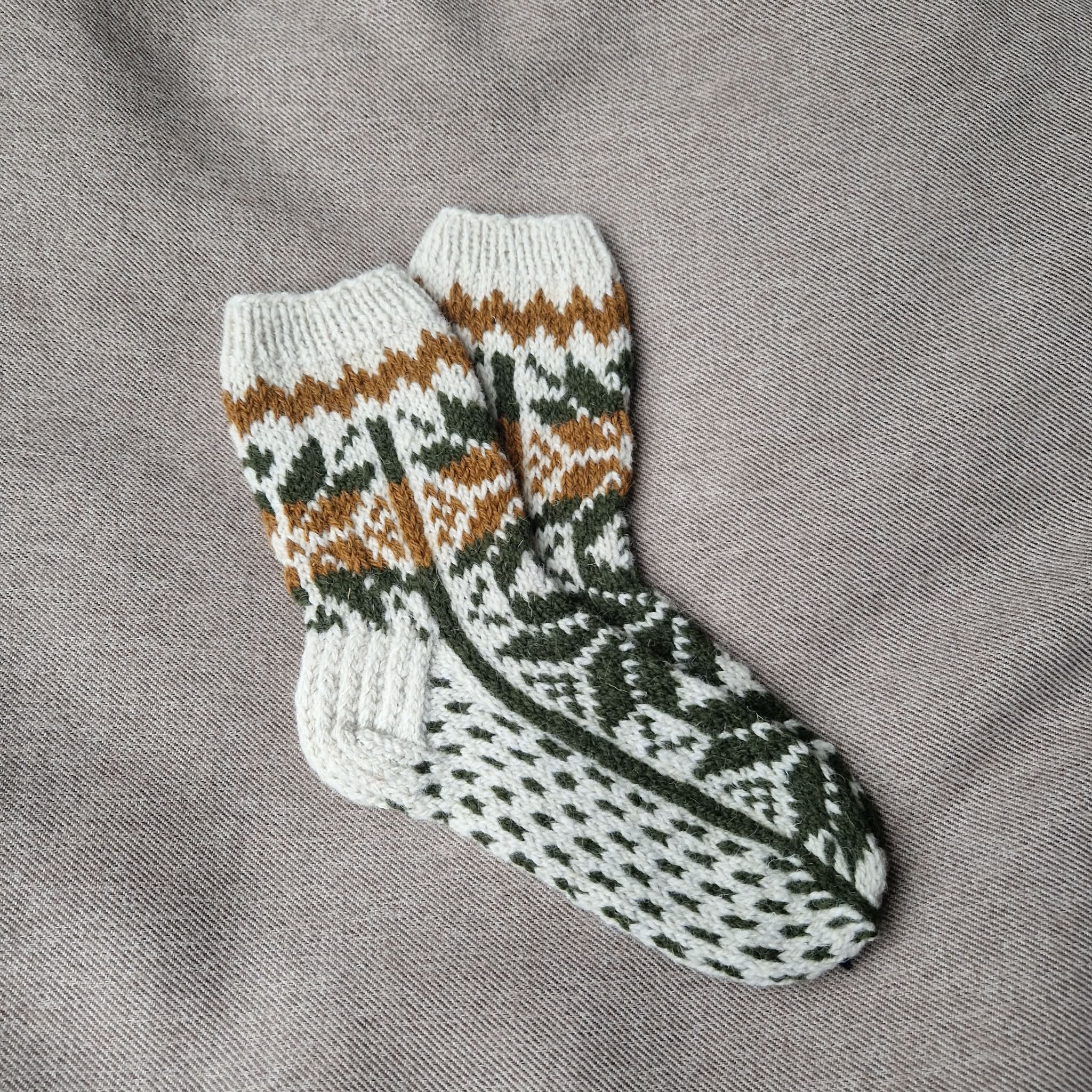 40-42 dydis, megztos kojinės