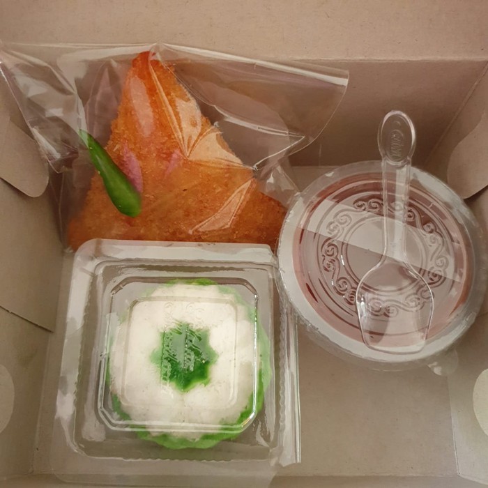 Snack Box kue isi 3 item Murah Enak Halal