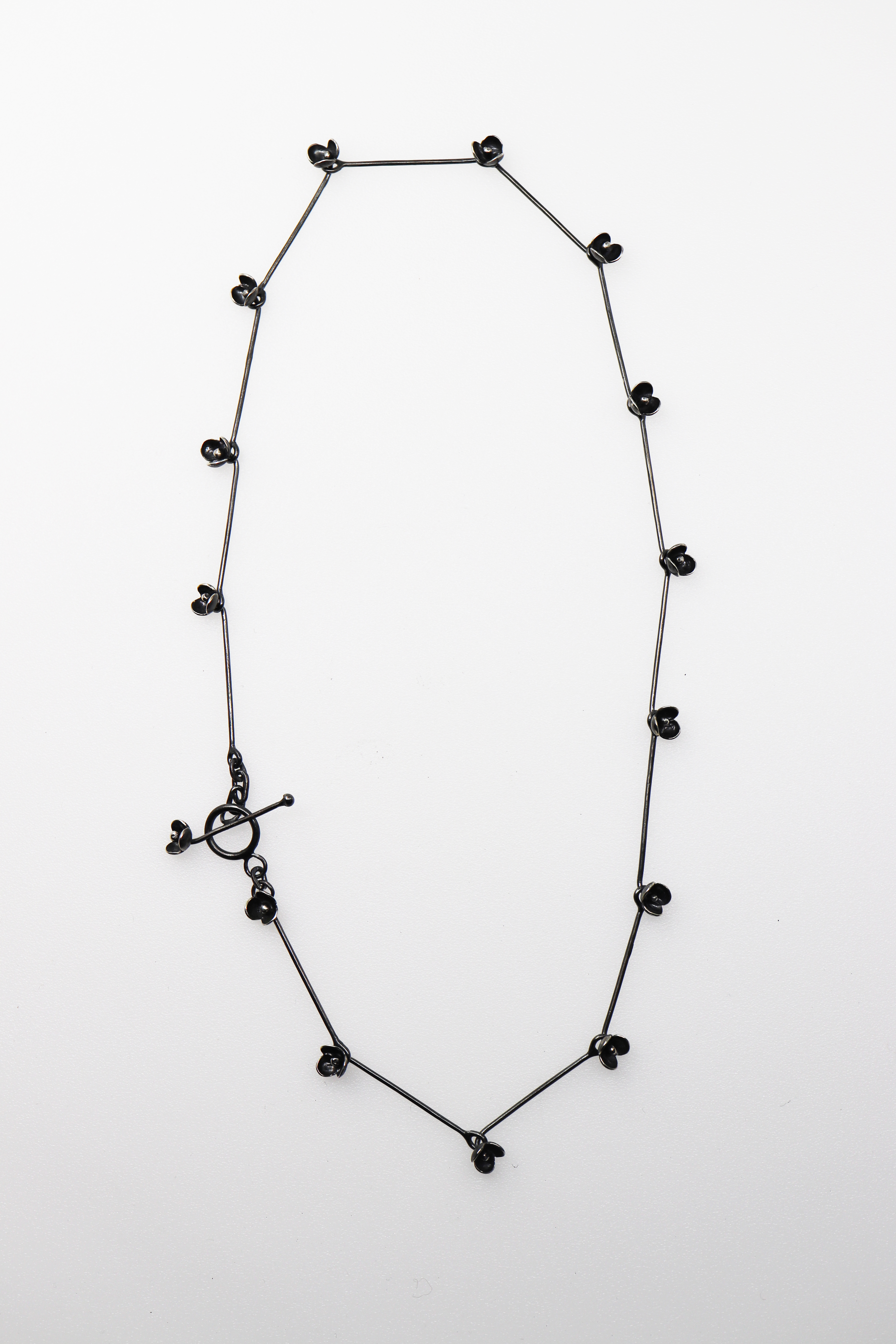 Kaklo papuošalas Pumpurėliai