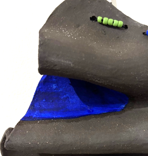 Masque perlé bleu