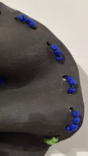 Masque perlé bleu