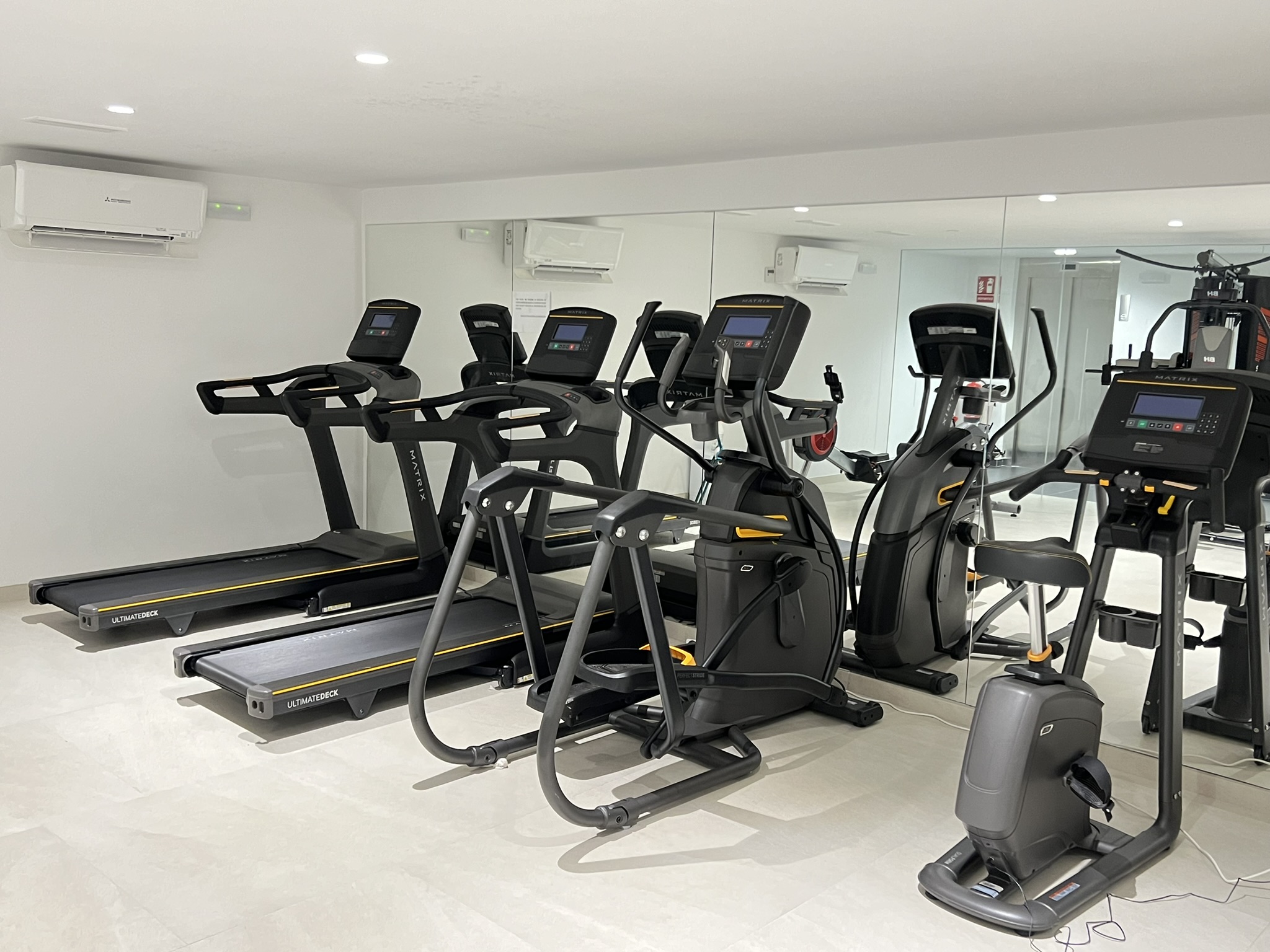 90 min for gym @ Atalaya sobre la Medialuna