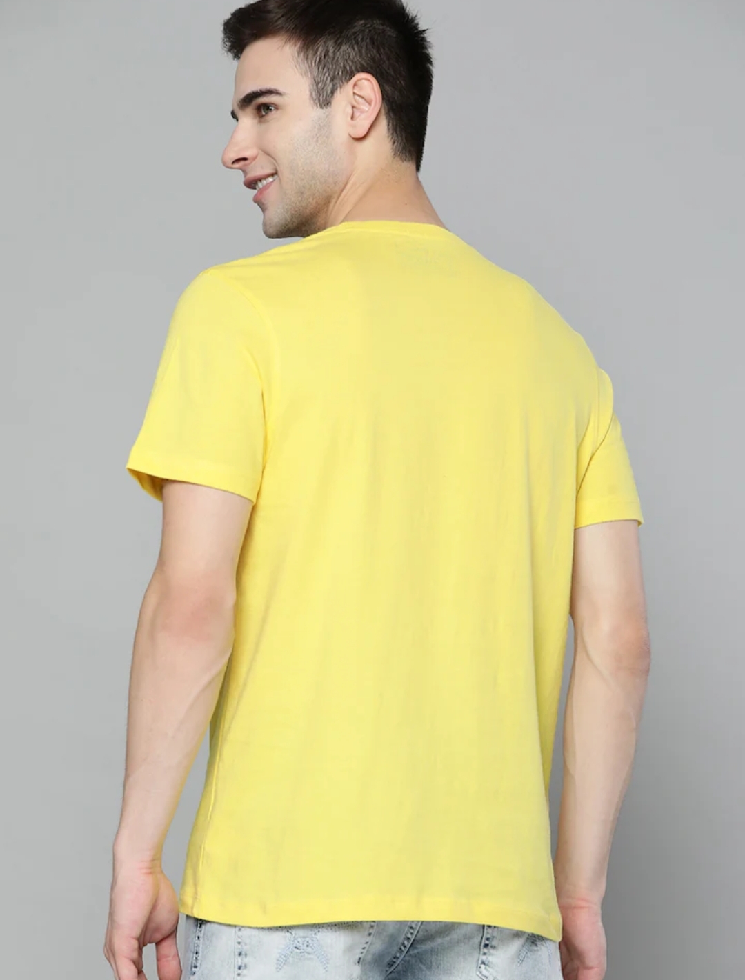 T-shirts made from high-quality, 100% cotton fabric.140GSM TO 220GSM 