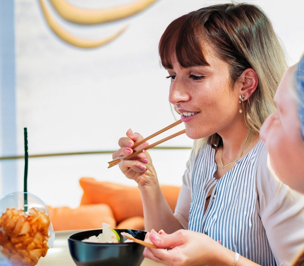 High-Quality Wooden Chopsticks Chinese Japanese Sushi Wooden
