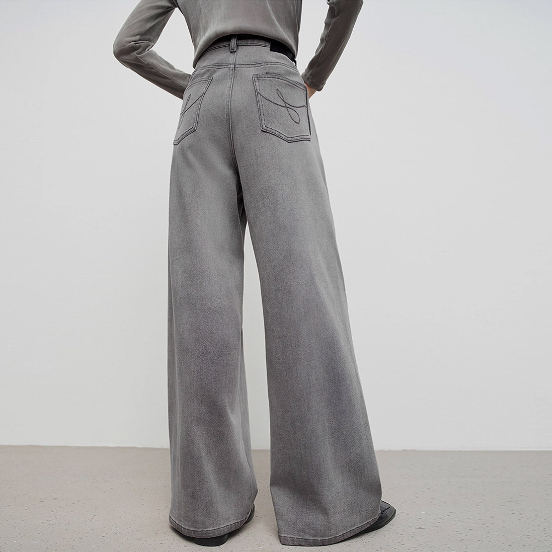 BROADCAST džinsai aukštu liemeniu