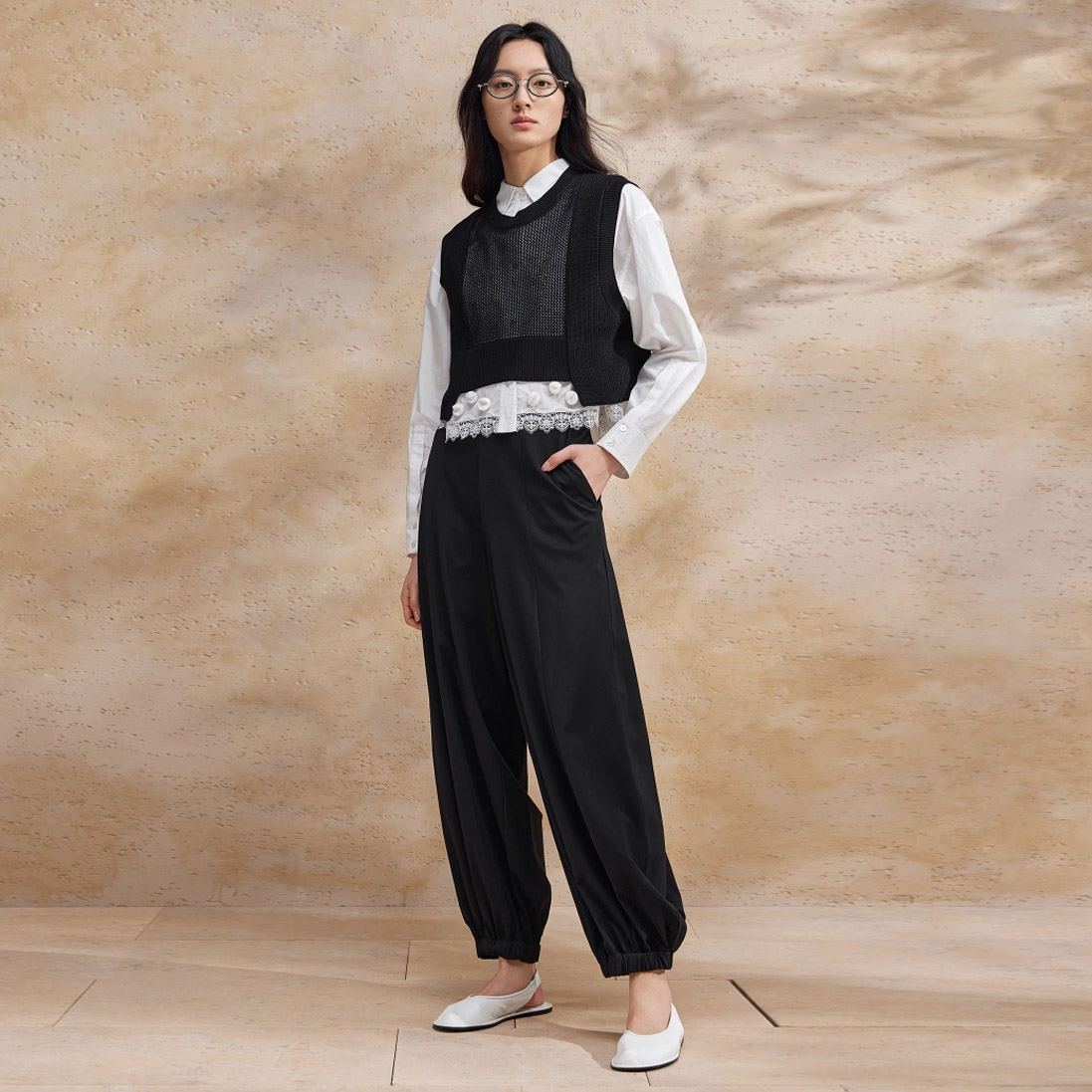 Plačios trikotažinės kelnės