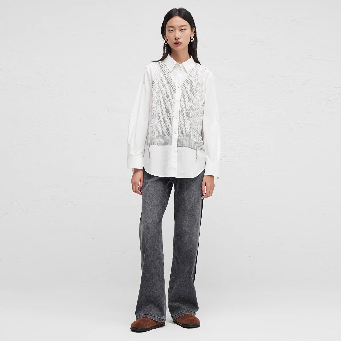 BROADCAST juodi džinsai su juosta