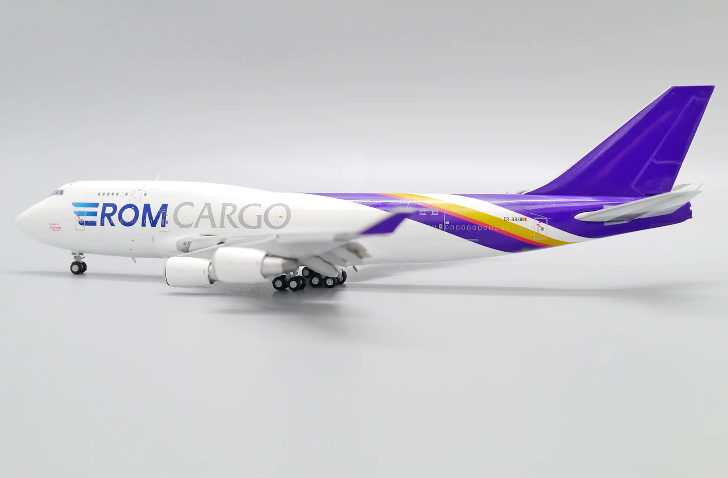 AEROTRANSATCARGO B747-400BCF “Flaps Down”