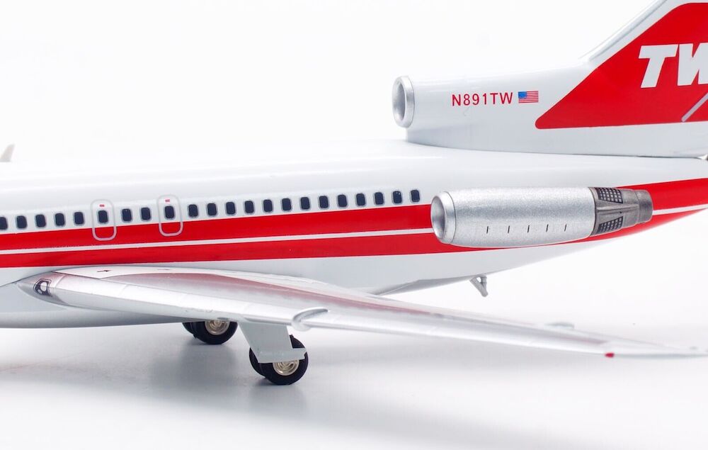 TWA B727-31C
