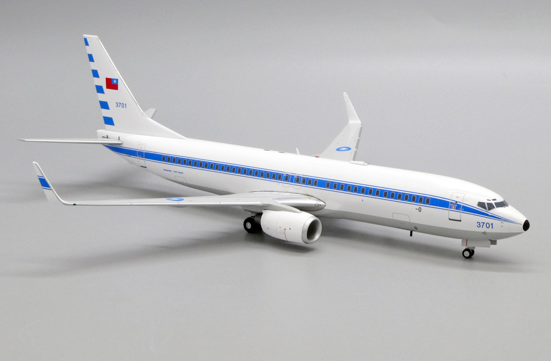 TAIWAN AIRFORCE B737-8ARWL