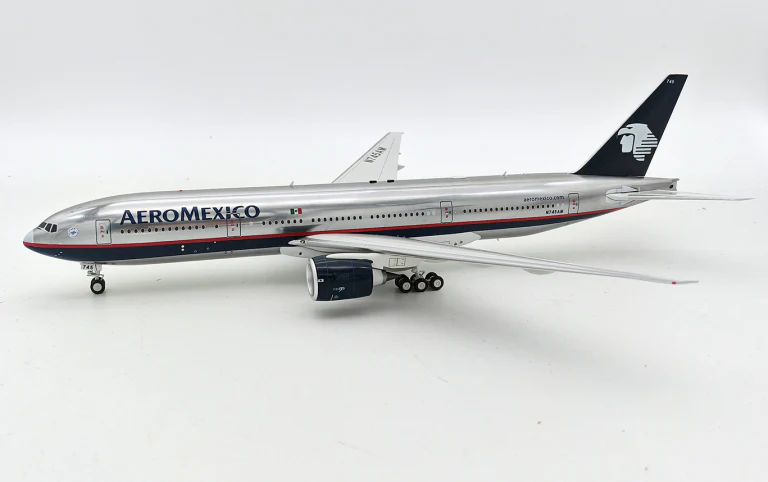 AEROMEXICO B777-200