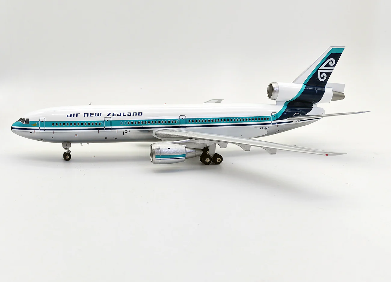 AIR NEW ZEALAND "OLD KORU" DC10-30