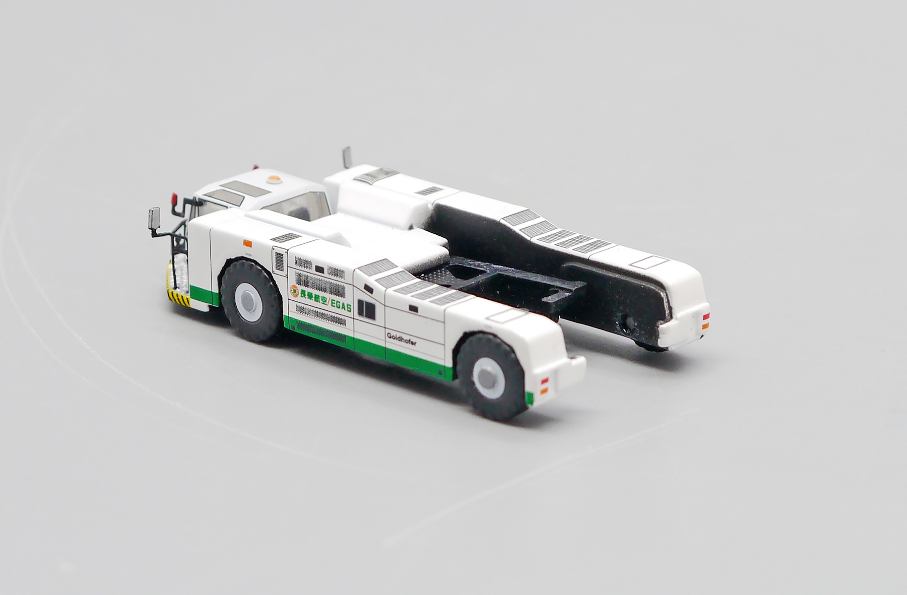 TOWBARLESS TRACTOR EVA AIR 
