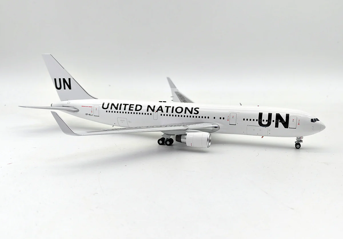 UNITED NATIONS B767-300W