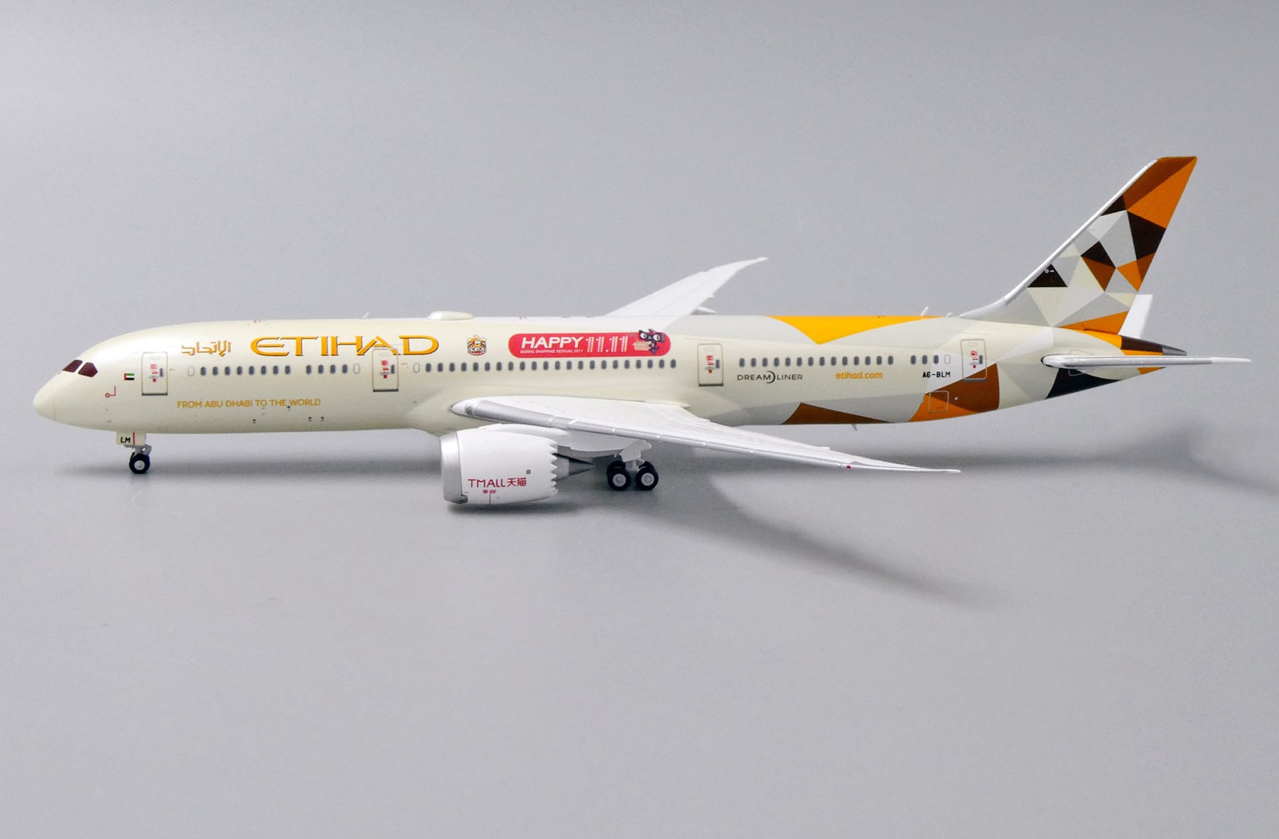 ETIHAD B787-9 "T-MALL" 